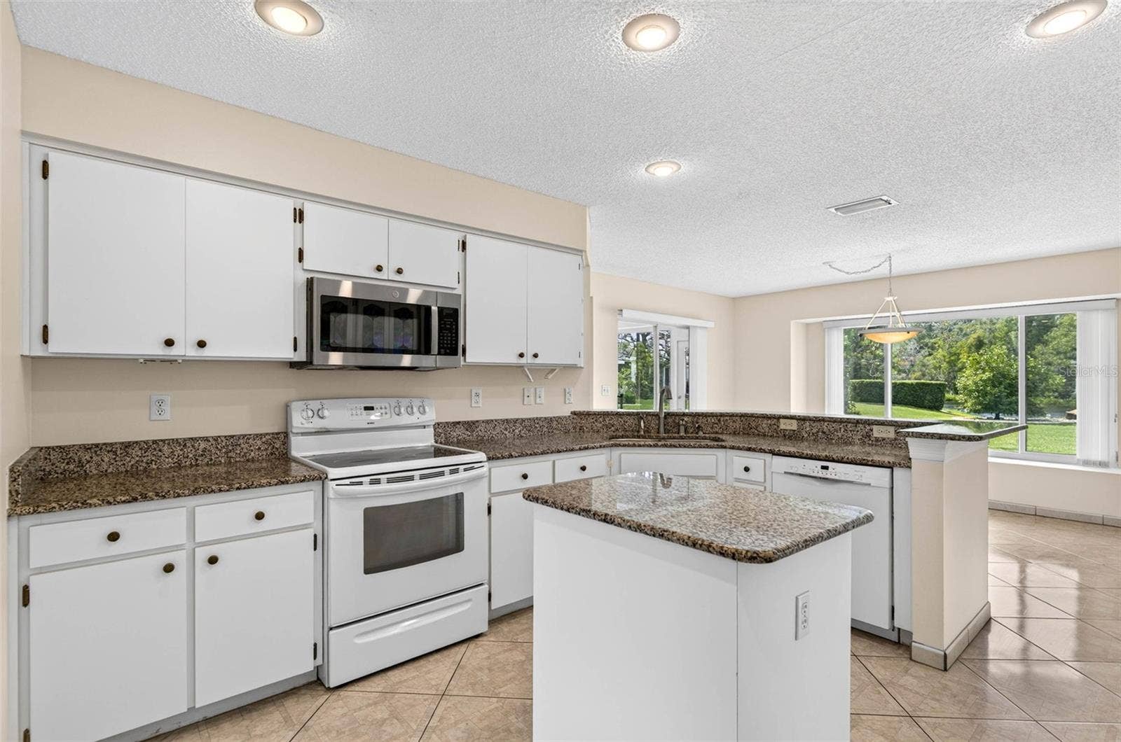 1704 TREMONT COURT, Sun City Center, FL 33573