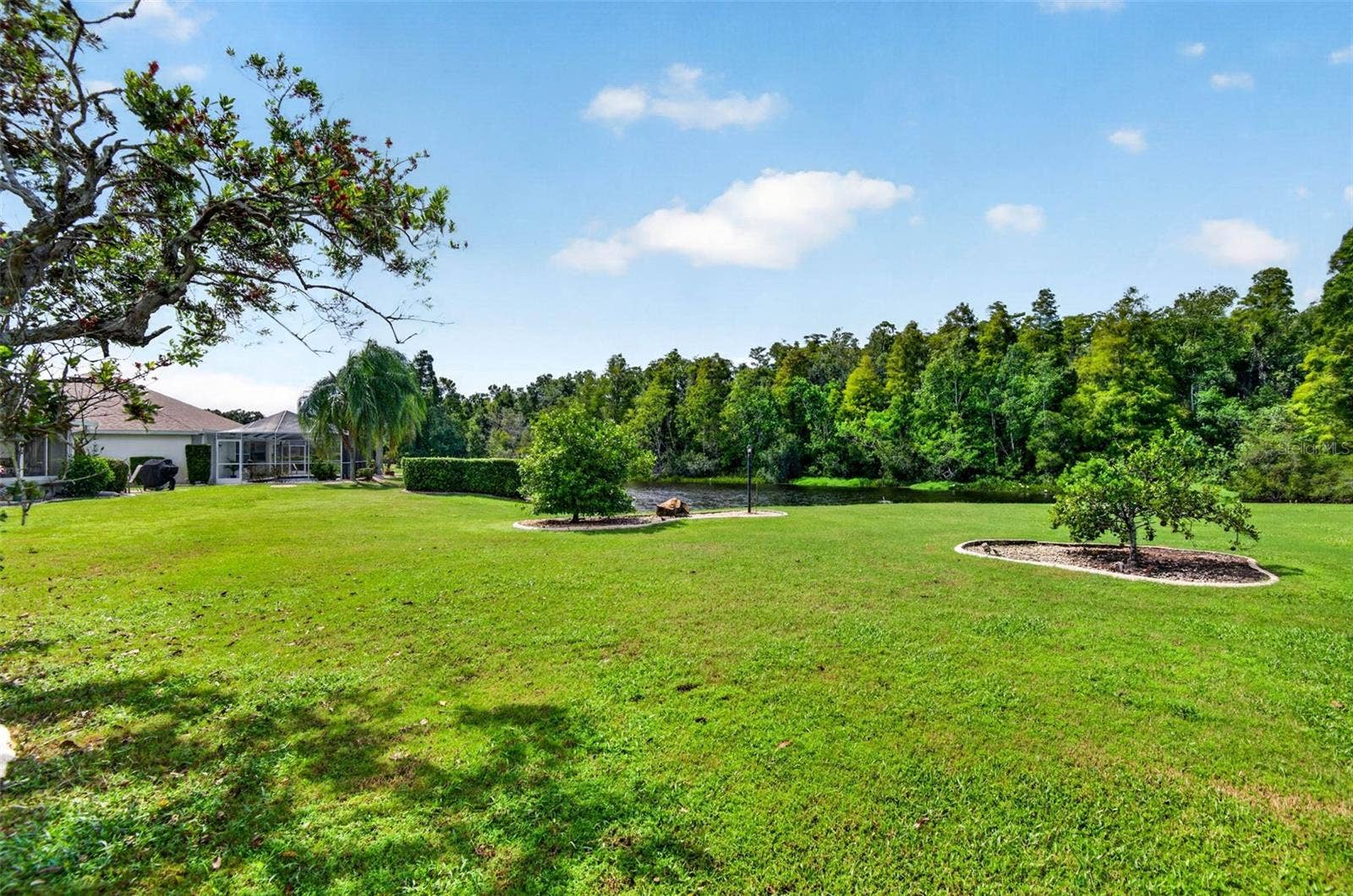 1704 TREMONT COURT, Sun City Center, FL 33573