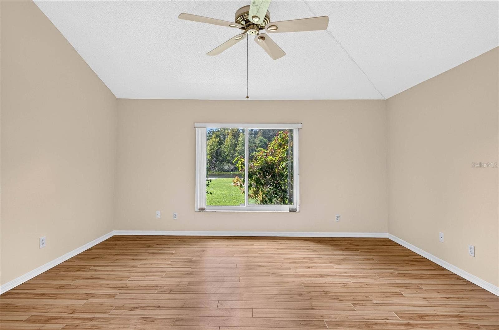1704 TREMONT COURT, Sun City Center, FL 33573