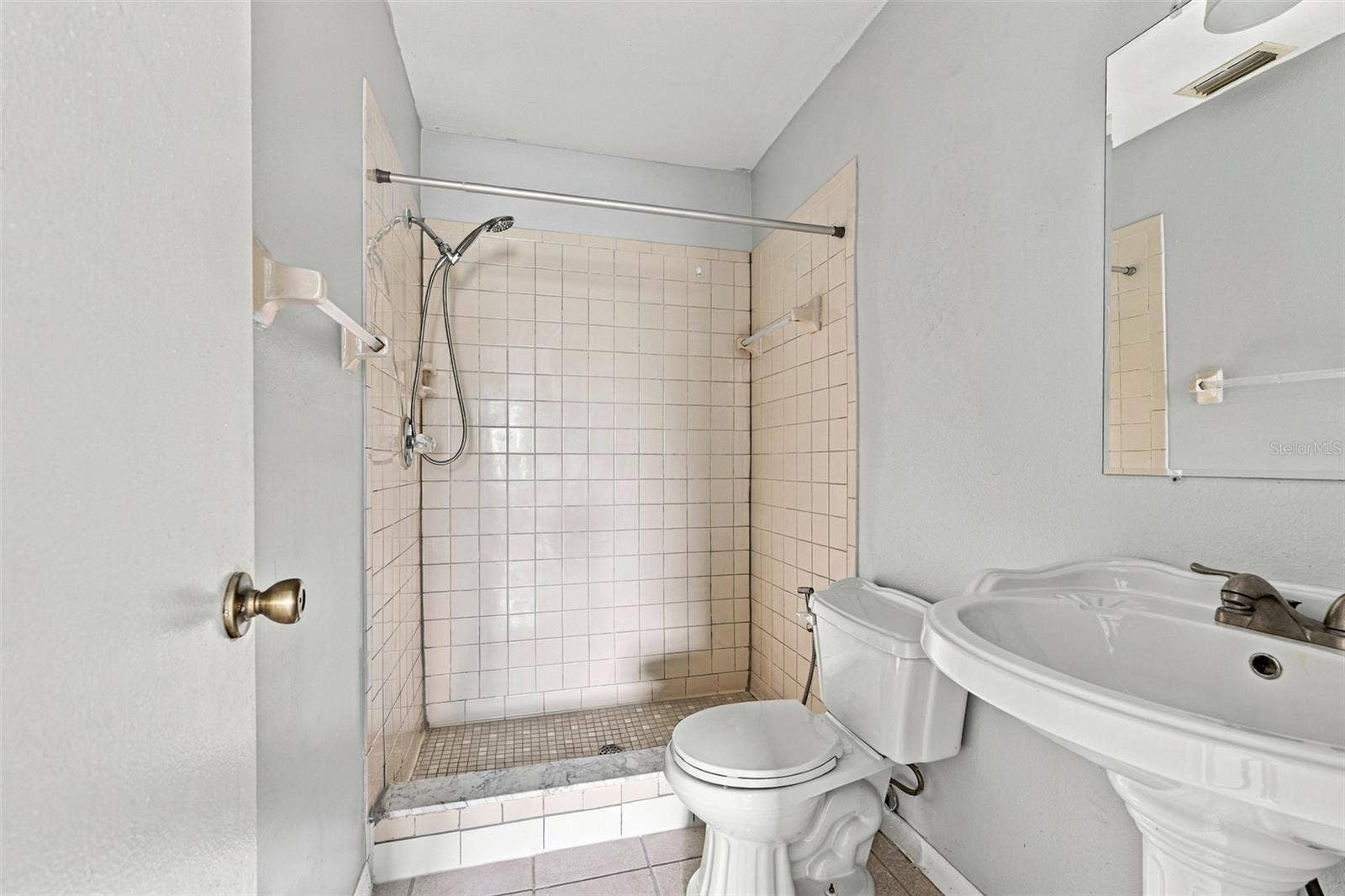 5201 S MACDILL AVENUE, #206, Tampa, FL 33611 5201 S MACDILL AVENUE, #206, Tampa, FL 33611
