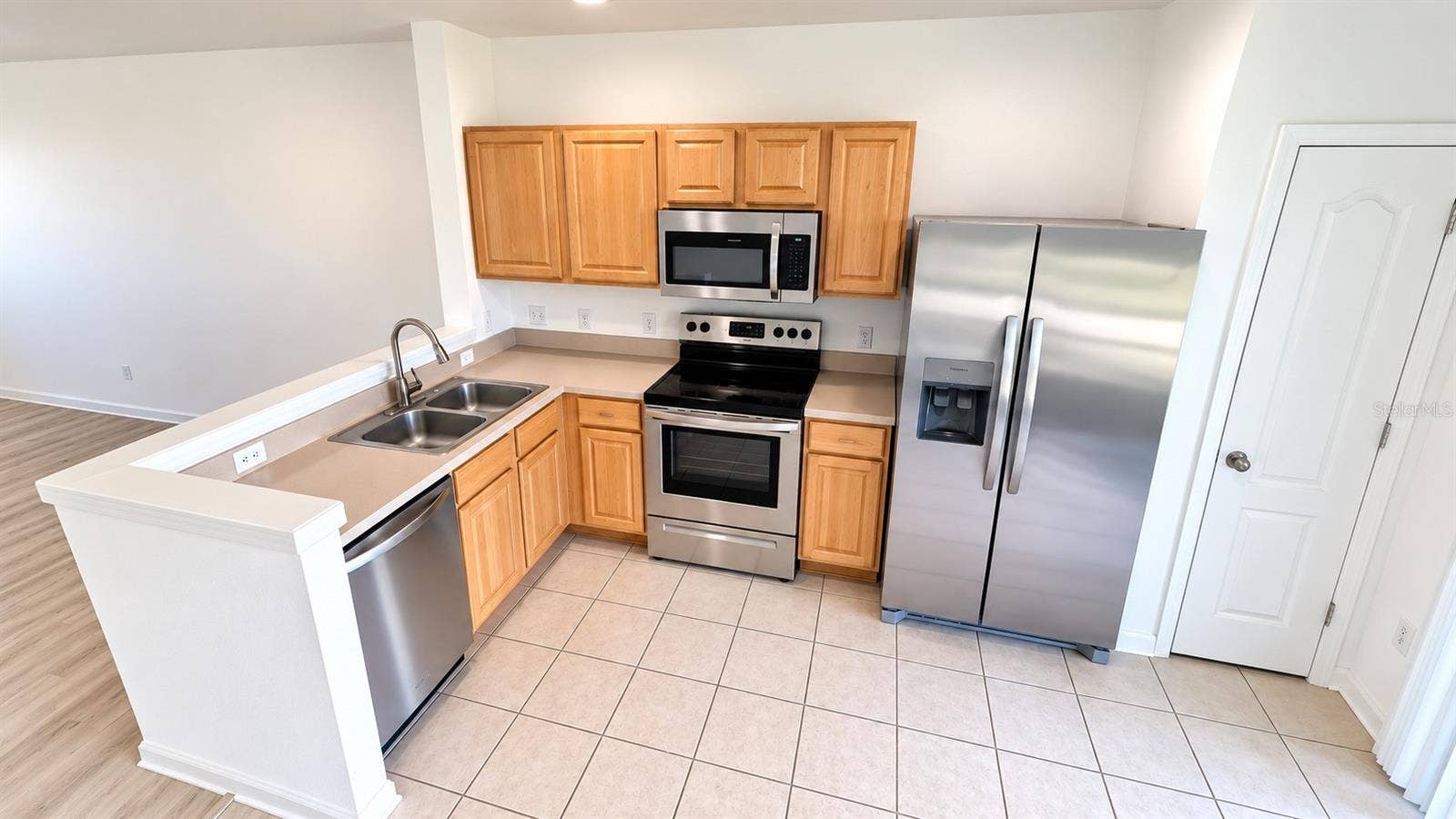 4528 KENNEWICK PLACE, Riverview, FL 33578 4528 KENNEWICK PLACE, Riverview, FL 33578