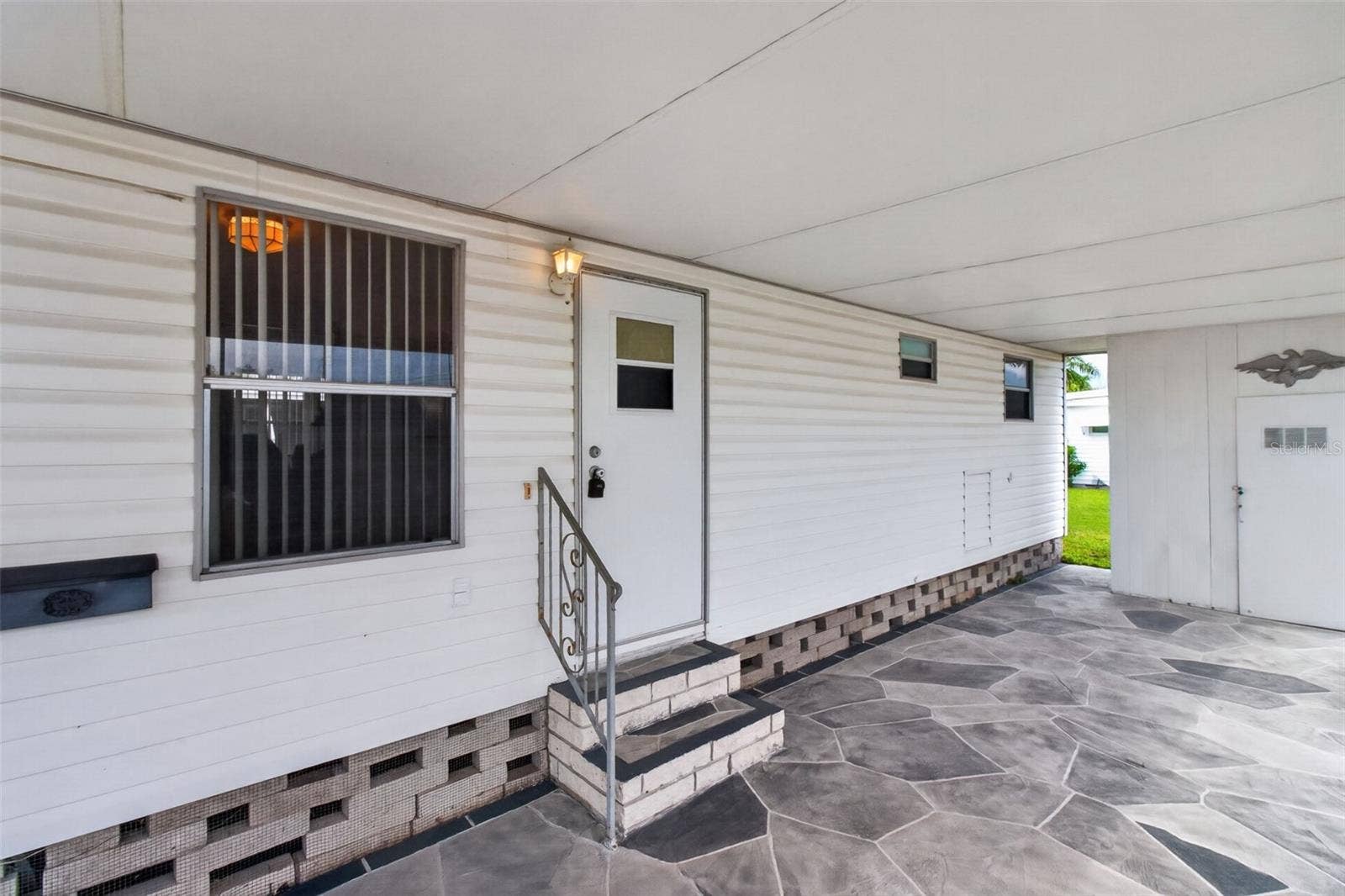 2000 E BAY DRIVE, #87, Largo, FL 33771 2000 E BAY DRIVE, #87, Largo, FL 33771