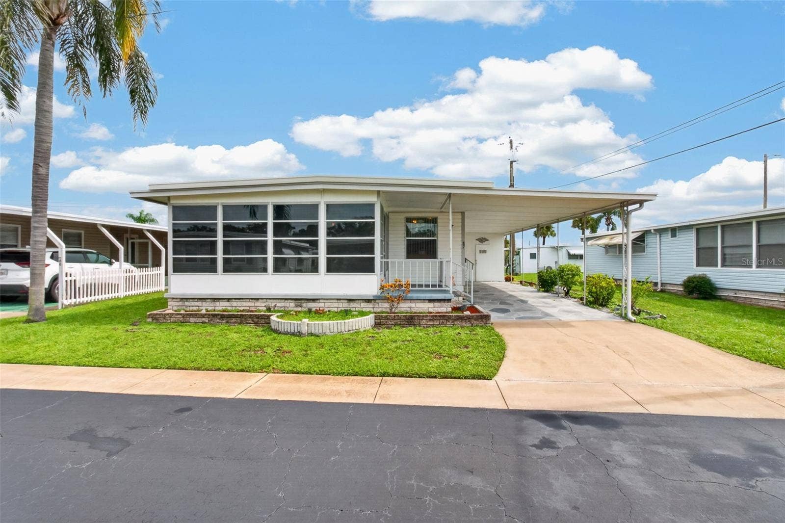 2000 E BAY DRIVE, #87, Largo, FL 33771 2000 E BAY DRIVE, #87, Largo, FL 33771