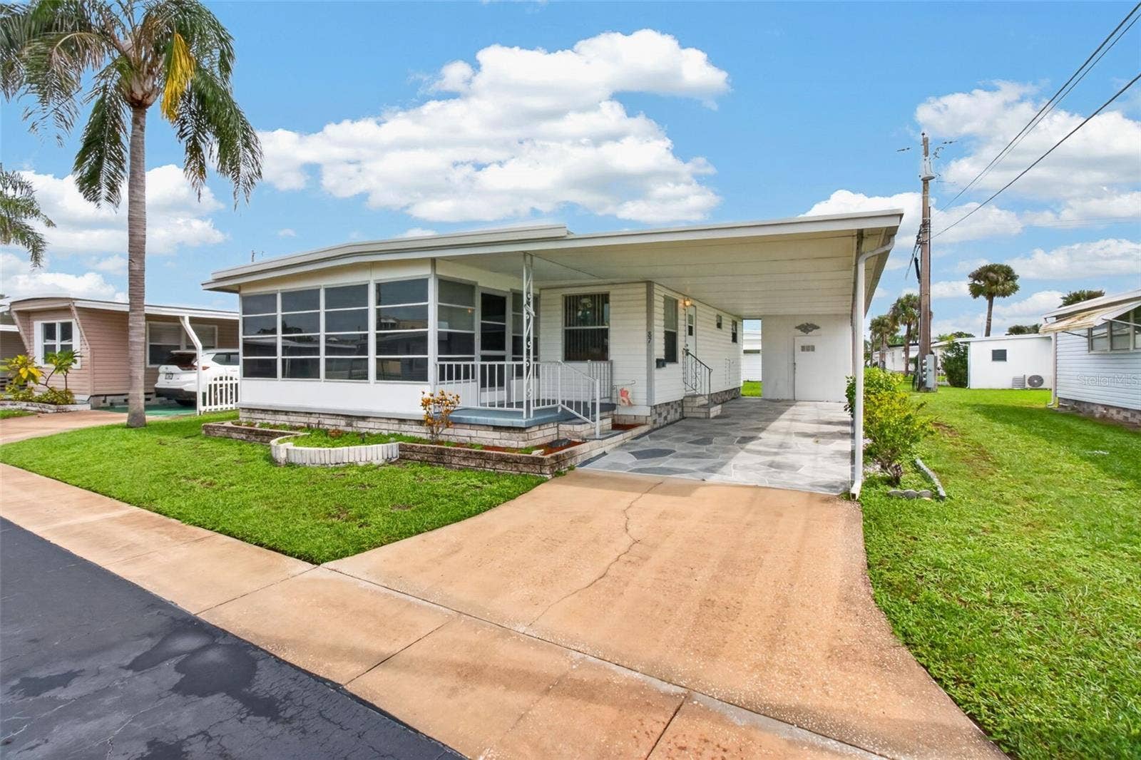 2000 E BAY DRIVE, #87, Largo, FL 33771 2000 E BAY DRIVE, #87, Largo, FL 33771
