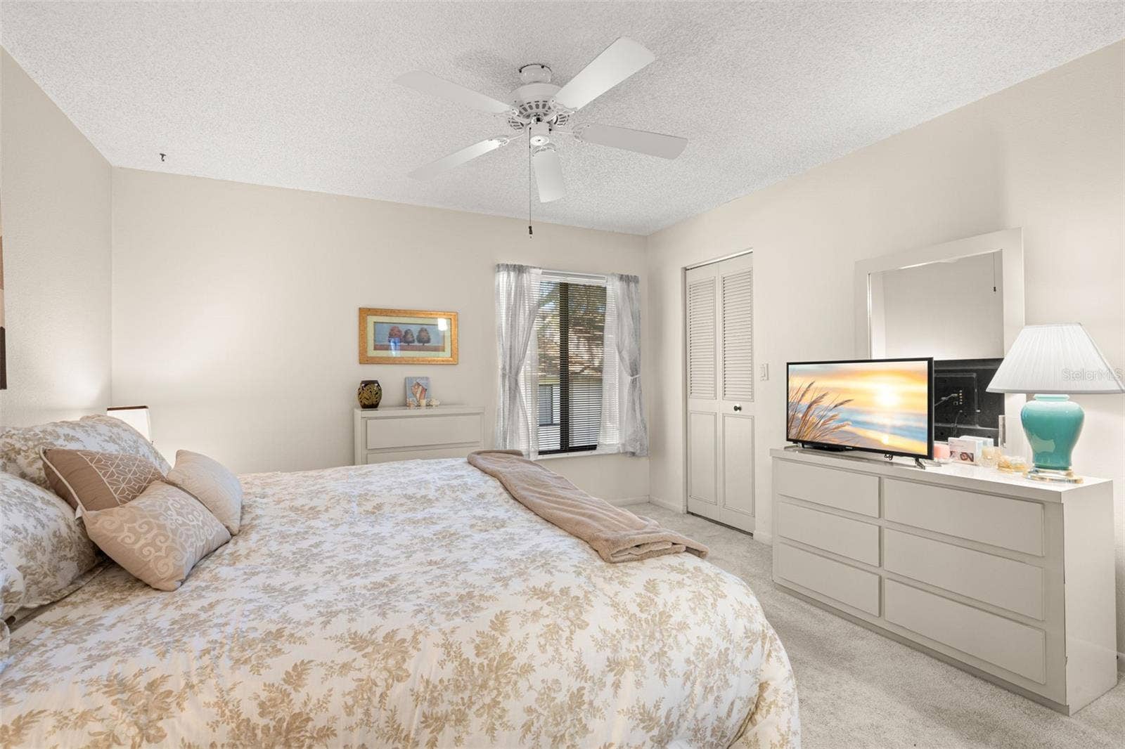 1708 PINE RIDGE WAY E, #B2, Palm Harbor, FL 34684 Master Bedroom with walk in closet