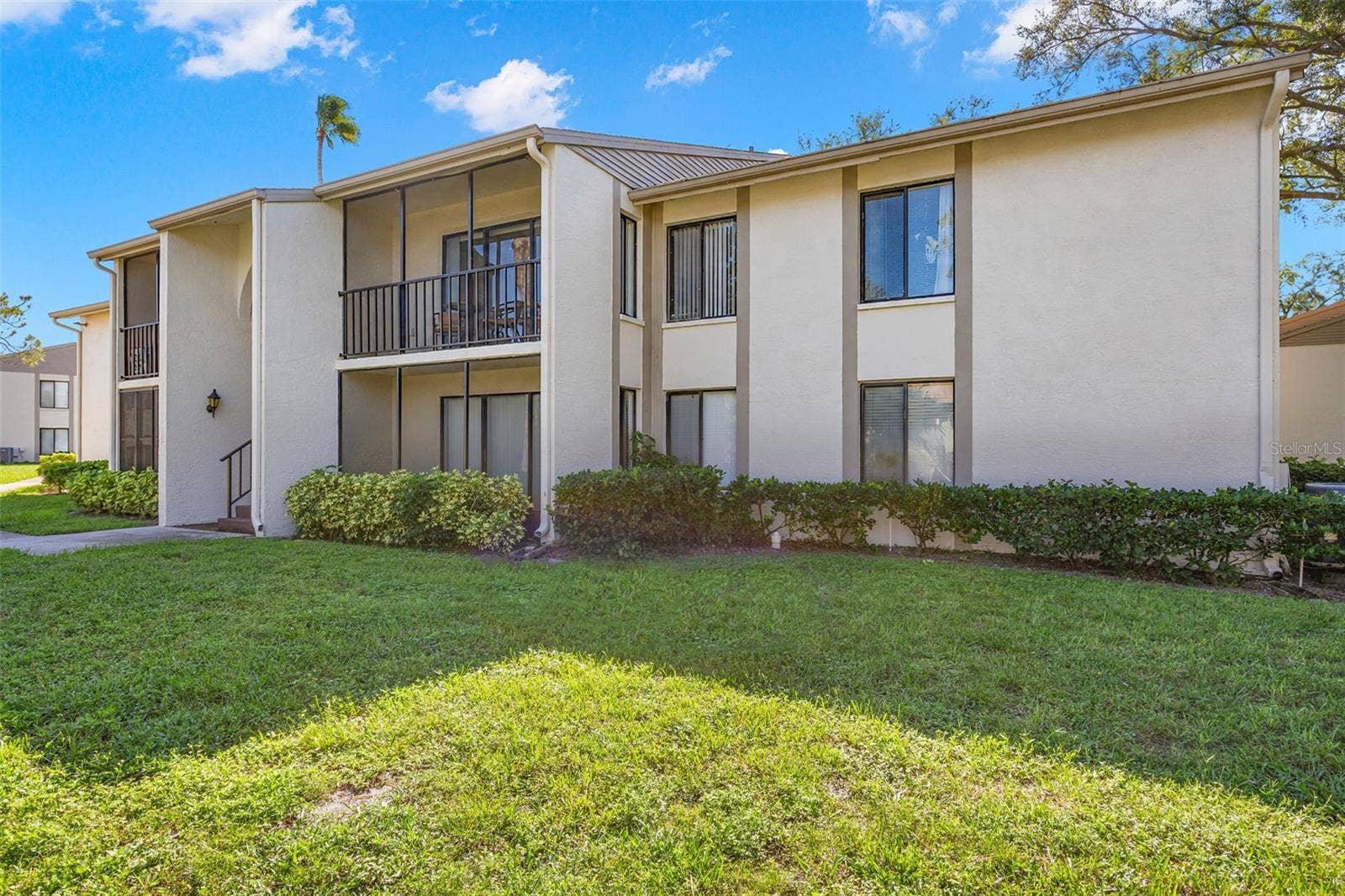 1708 PINE RIDGE WAY E, #B2, Palm Harbor, FL 34684 Courtyard