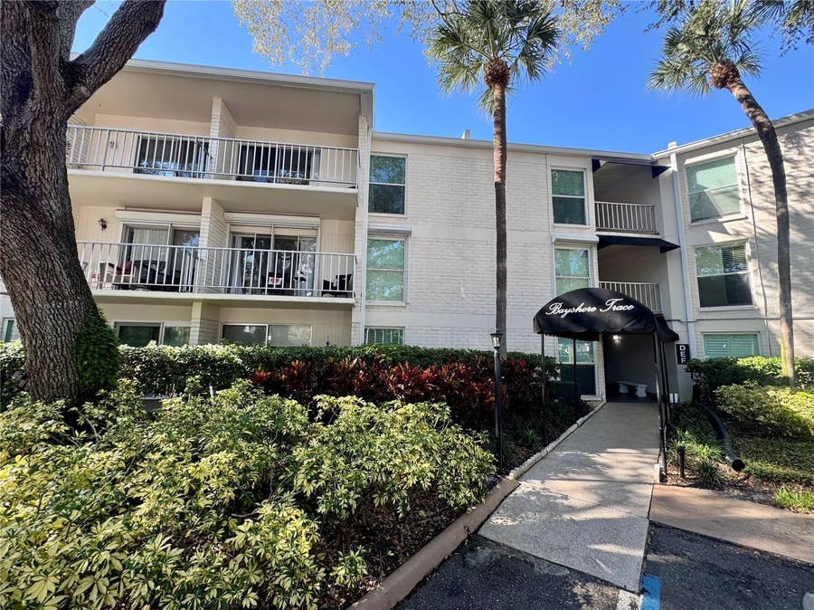 Property photo for 3325 BAYSHORE BOULEVARD, #F31, Tampa, FL