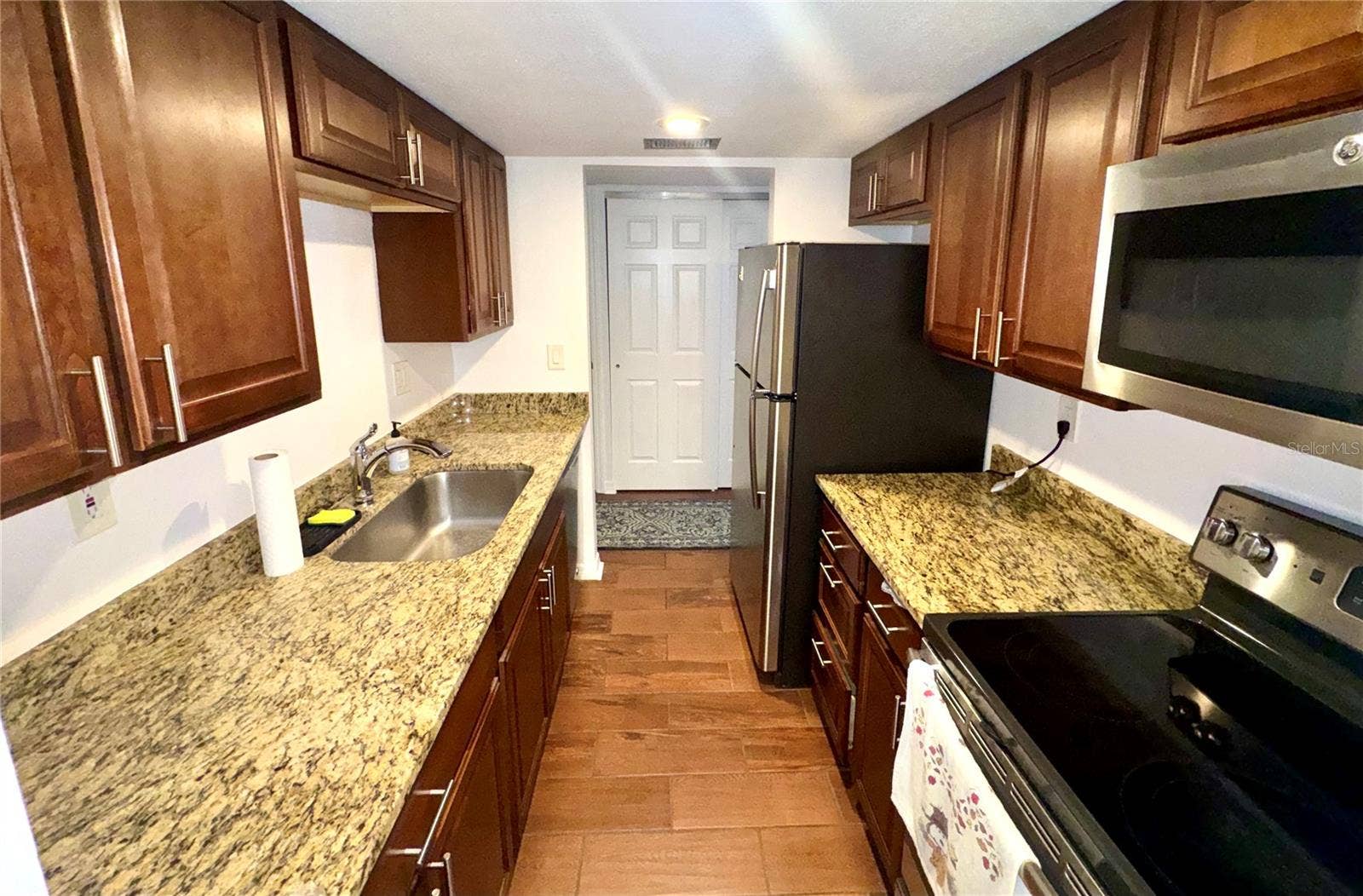 3325 BAYSHORE BOULEVARD, #F31, Tampa, FL 33629 3325 BAYSHORE BOULEVARD, #F31, Tampa, FL 33629