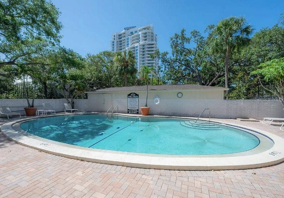 3325 BAYSHORE BOULEVARD, #F31, Tampa, FL 33629 3325 BAYSHORE BOULEVARD, #F31, Tampa, FL 33629