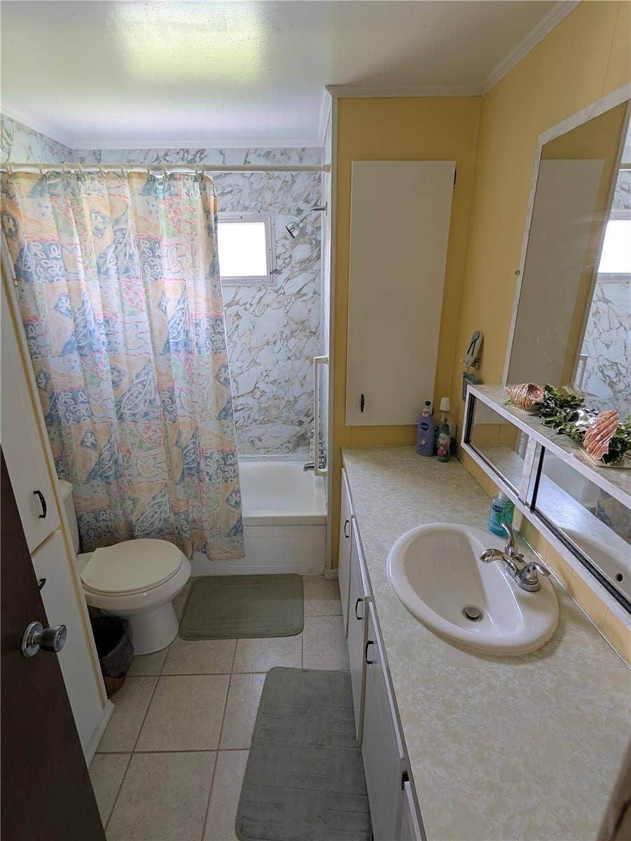 Full bathroom