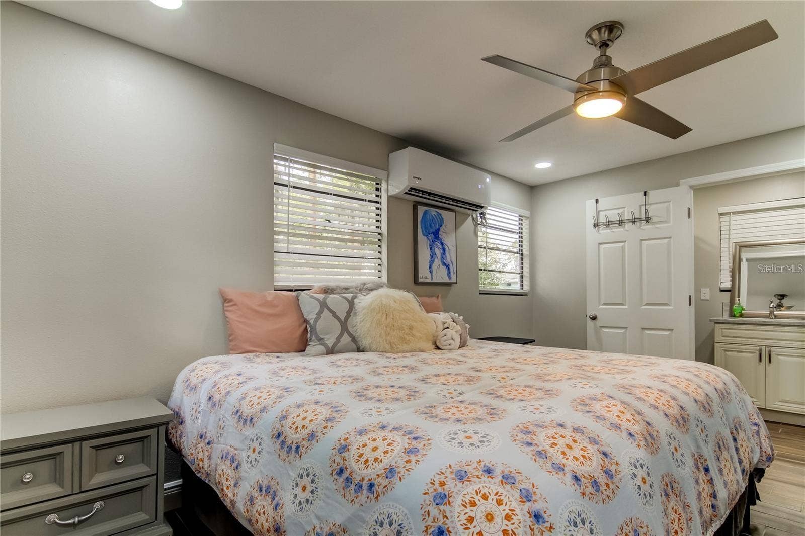 Bedroom can be furnished upon request