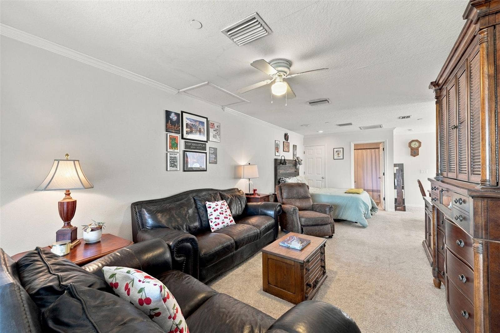 98 S HIGHLAND AVENUE, #1302, Tarpon Springs, FL 34689 98 S HIGHLAND AVENUE, #1302, Tarpon Springs, FL 34689