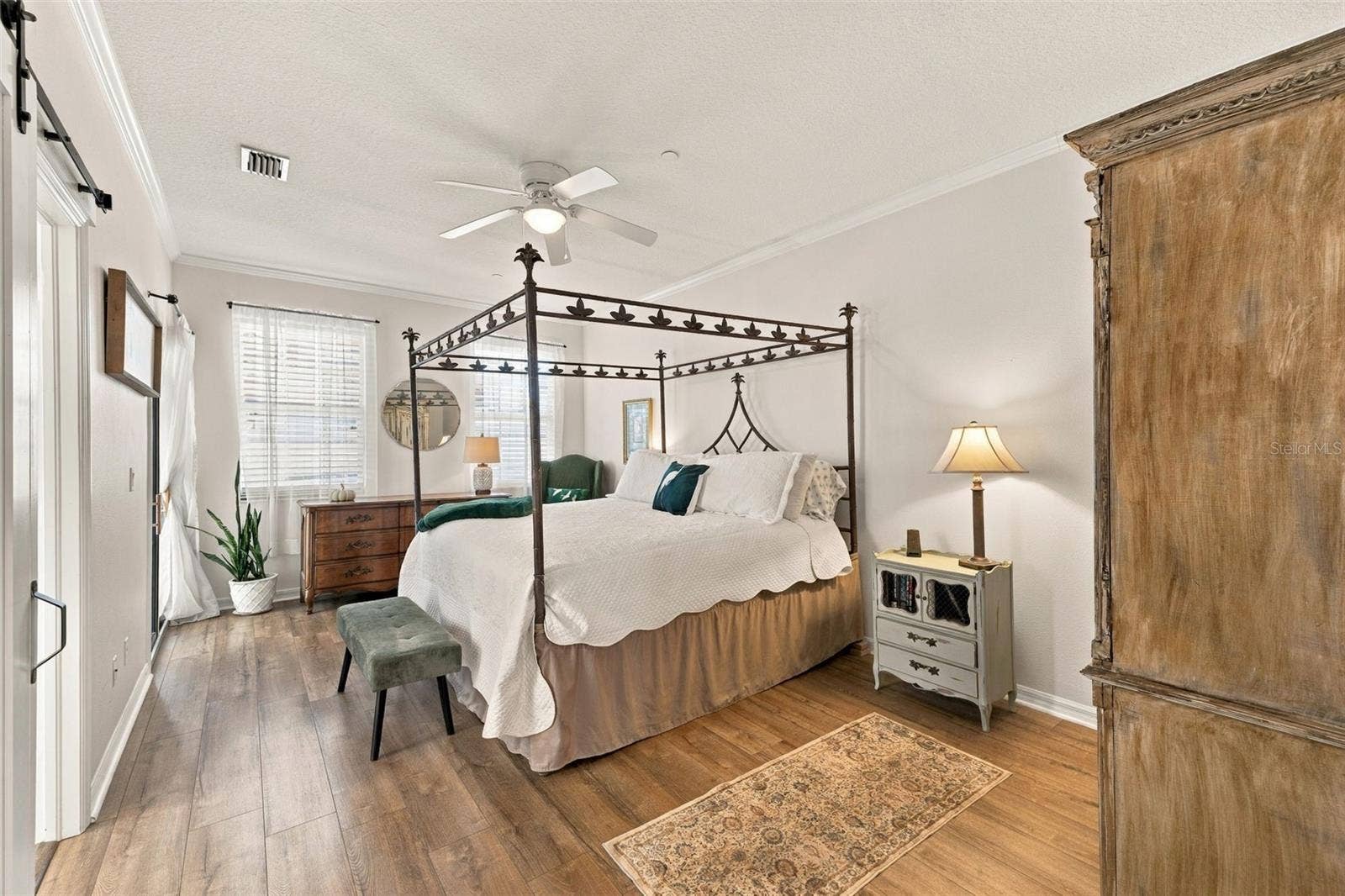98 S HIGHLAND AVENUE, #1302, Tarpon Springs, FL 34689 98 S HIGHLAND AVENUE, #1302, Tarpon Springs, FL 34689
