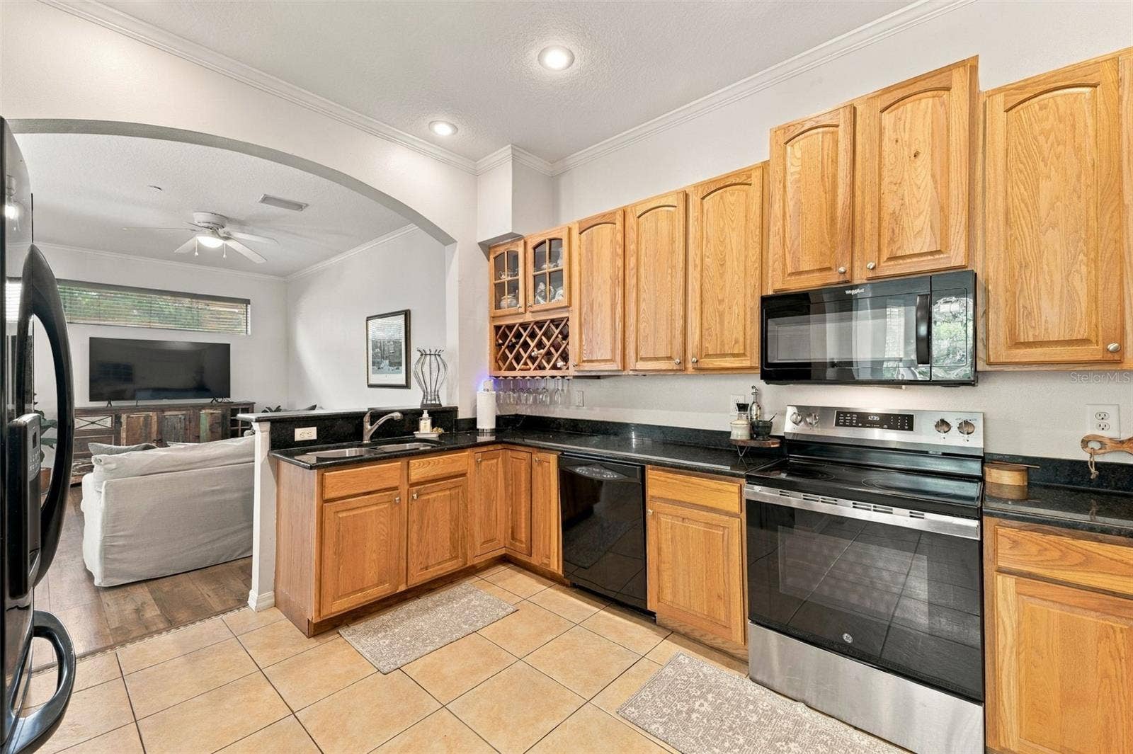 98 S HIGHLAND AVENUE, #1302, Tarpon Springs, FL 34689 98 S HIGHLAND AVENUE, #1302, Tarpon Springs, FL 34689