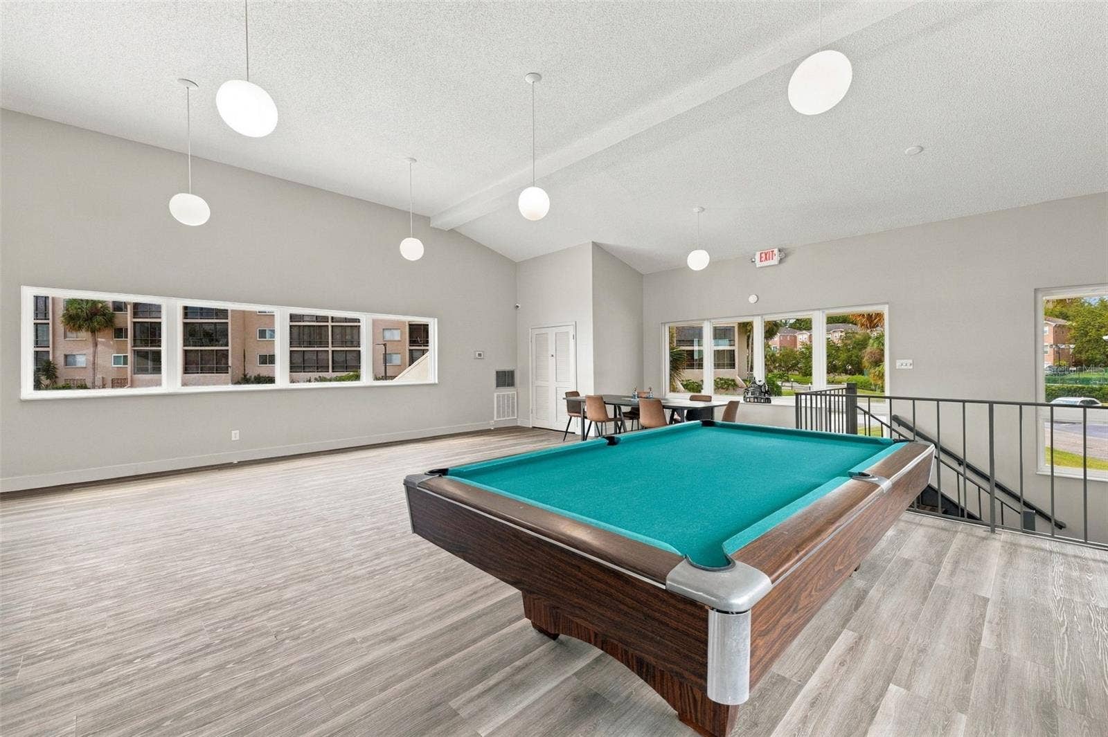 98 S HIGHLAND AVENUE, #1302, Tarpon Springs, FL 34689 98 S HIGHLAND AVENUE, #1302, Tarpon Springs, FL 34689