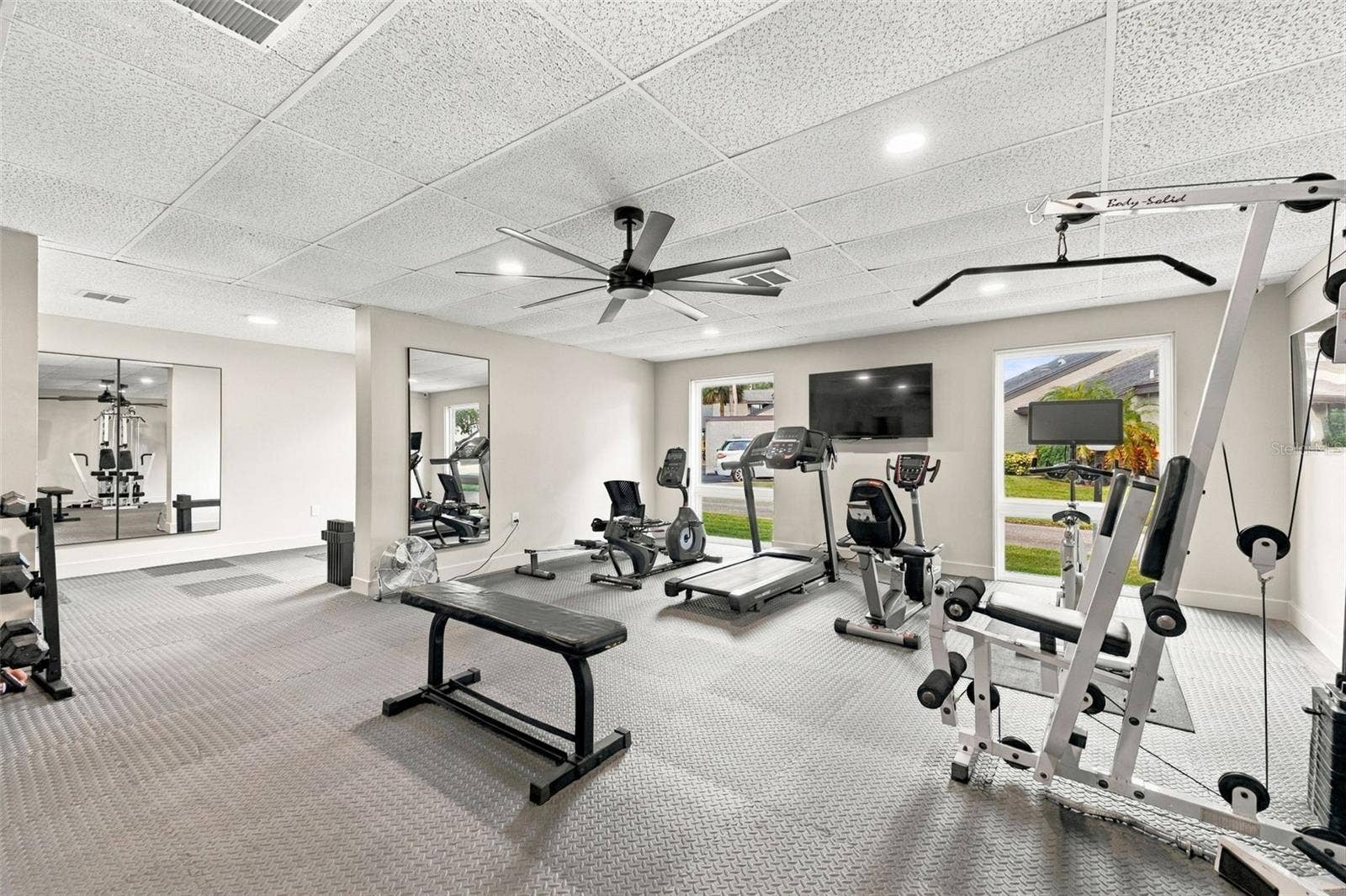 98 S HIGHLAND AVENUE, #1302, Tarpon Springs, FL 34689 98 S HIGHLAND AVENUE, #1302, Tarpon Springs, FL 34689