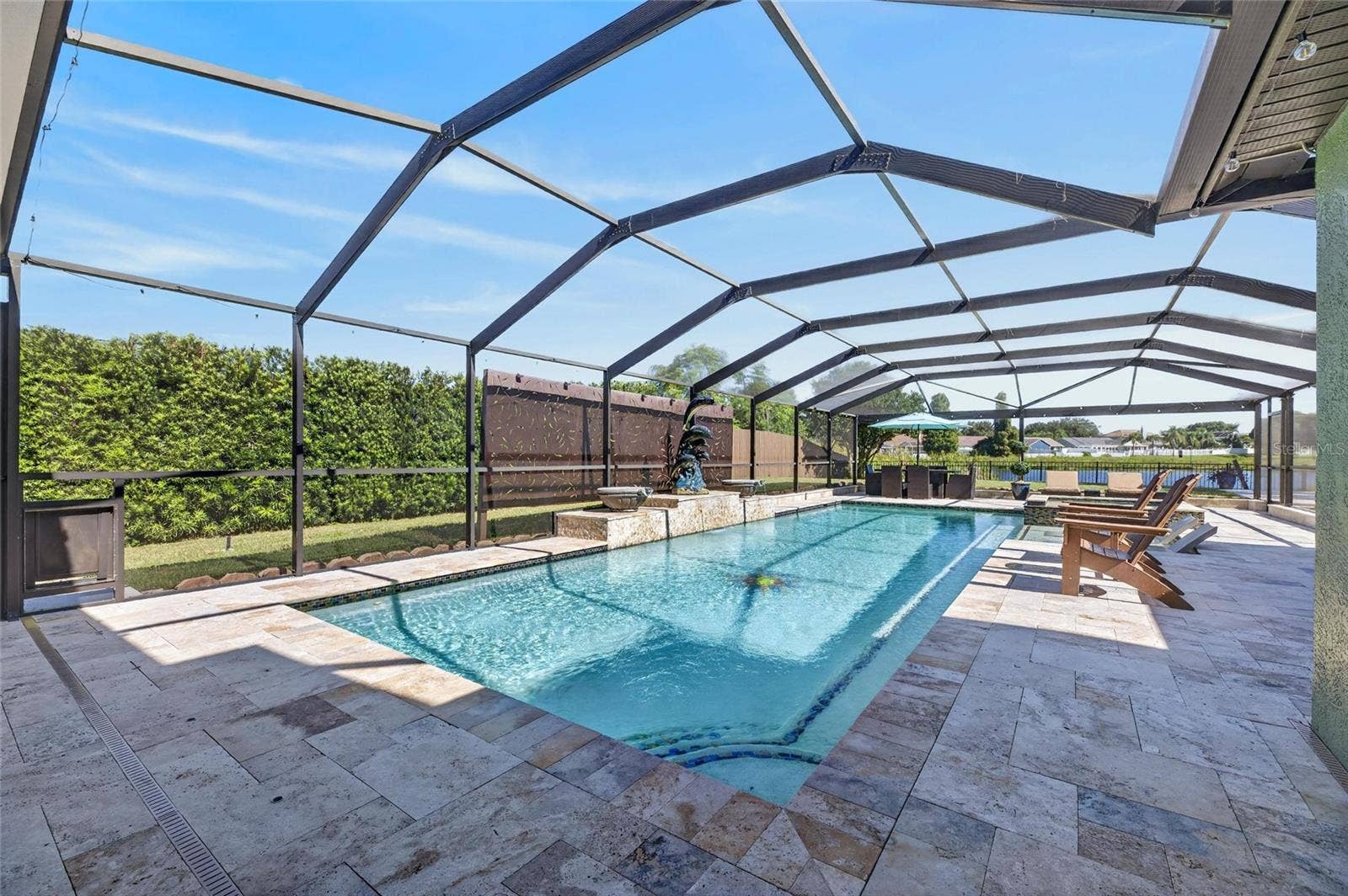 stunning pool/hot tub/ patio area