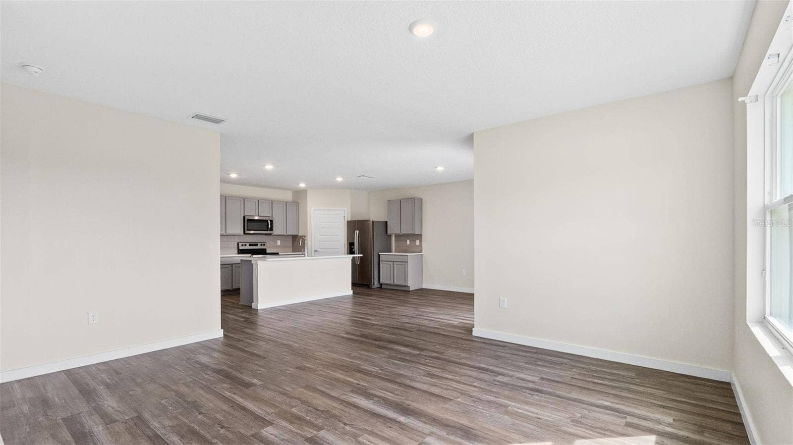 31938 TREASURE DOCK ISLE, Wesley Chapel, FL 33545