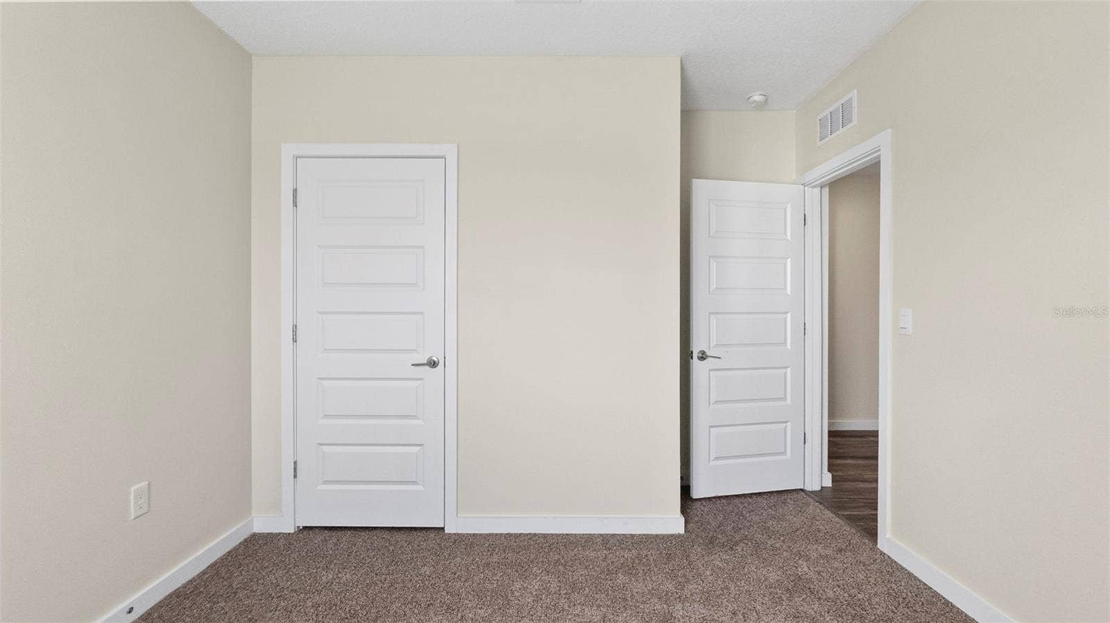 31938 TREASURE DOCK ISLE, Wesley Chapel, FL 33545