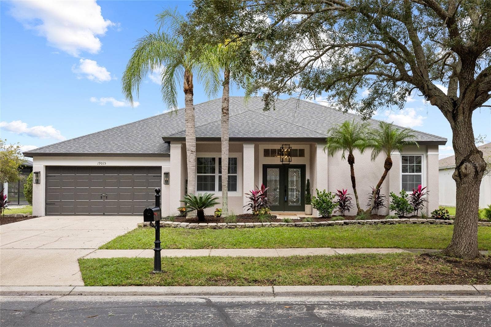 19015 FERN MEADOW LOOP, Lutz, FL 33558 19015 FERN MEADOW LOOP, Lutz, FL 33558