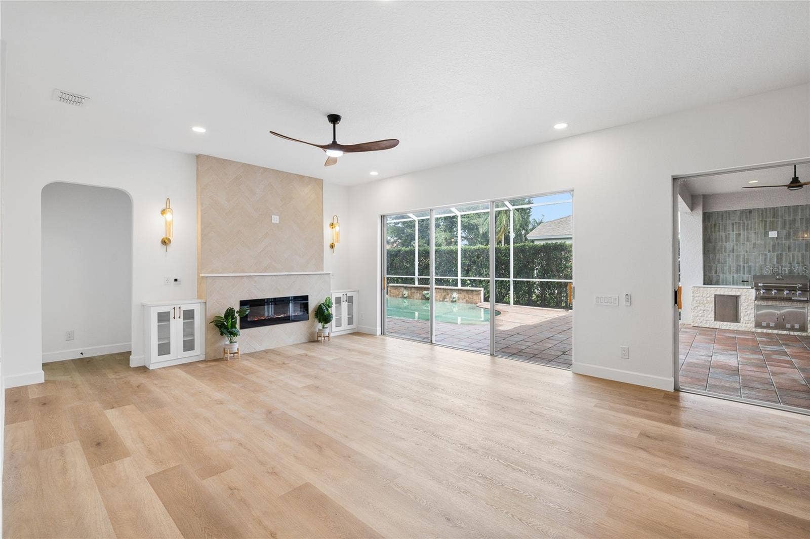 19015 FERN MEADOW LOOP, Lutz, FL 33558 19015 FERN MEADOW LOOP, Lutz, FL 33558