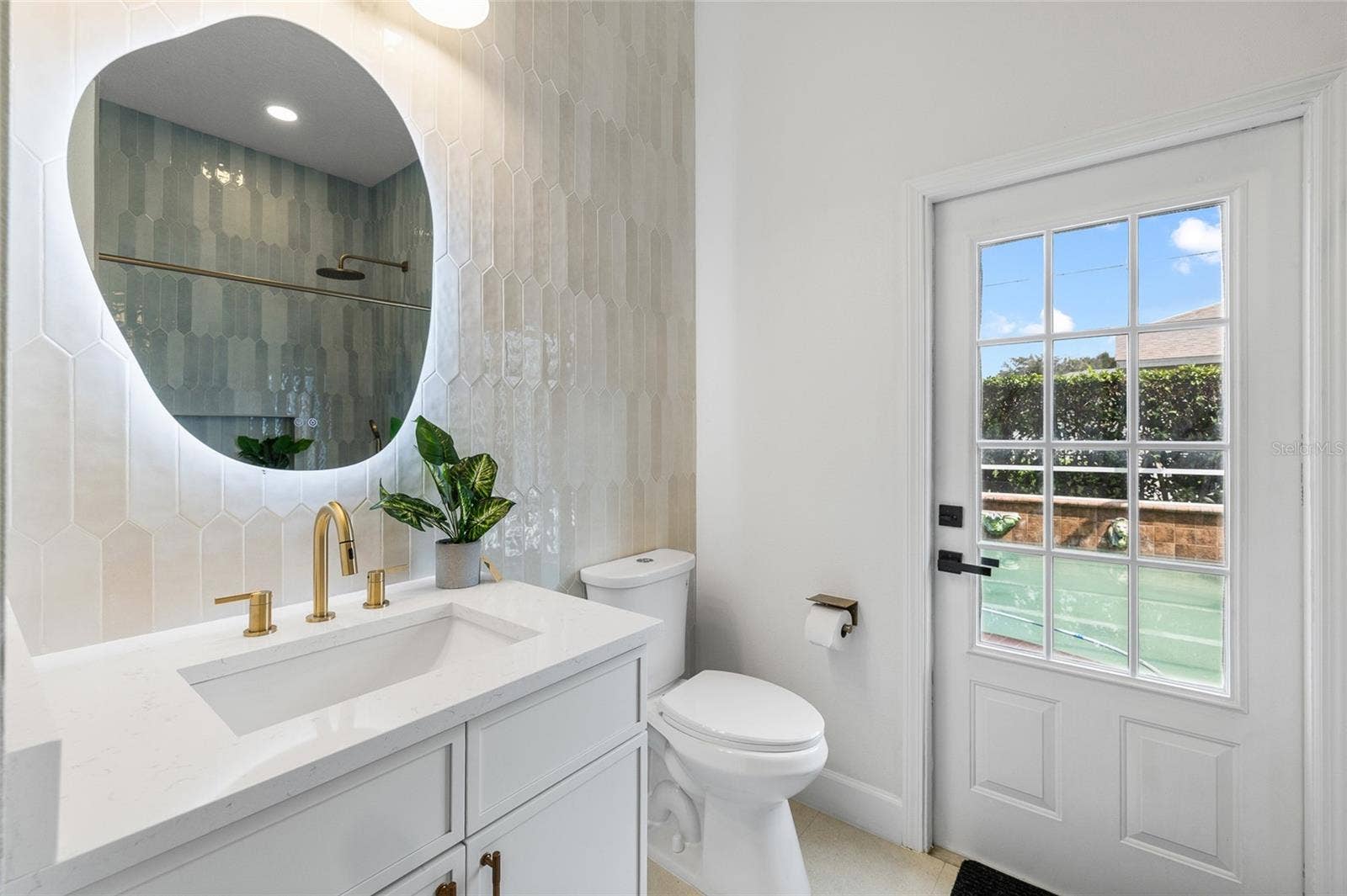19015 FERN MEADOW LOOP, Lutz, FL 33558 19015 FERN MEADOW LOOP, Lutz, FL 33558