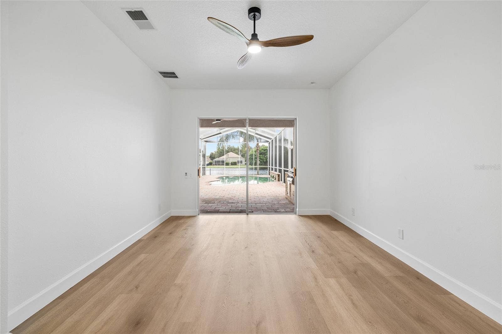 19015 FERN MEADOW LOOP, Lutz, FL 33558 19015 FERN MEADOW LOOP, Lutz, FL 33558
