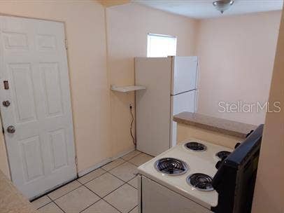 1139 40TH STREET S, St Petersburg, FL 33711 1139 East #2