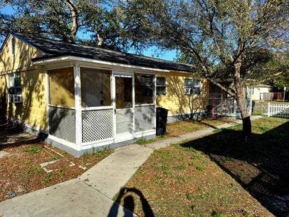1139 40TH STREET S, St Petersburg, FL 33711 1139 40TH STREET S, St Petersburg, FL 33711