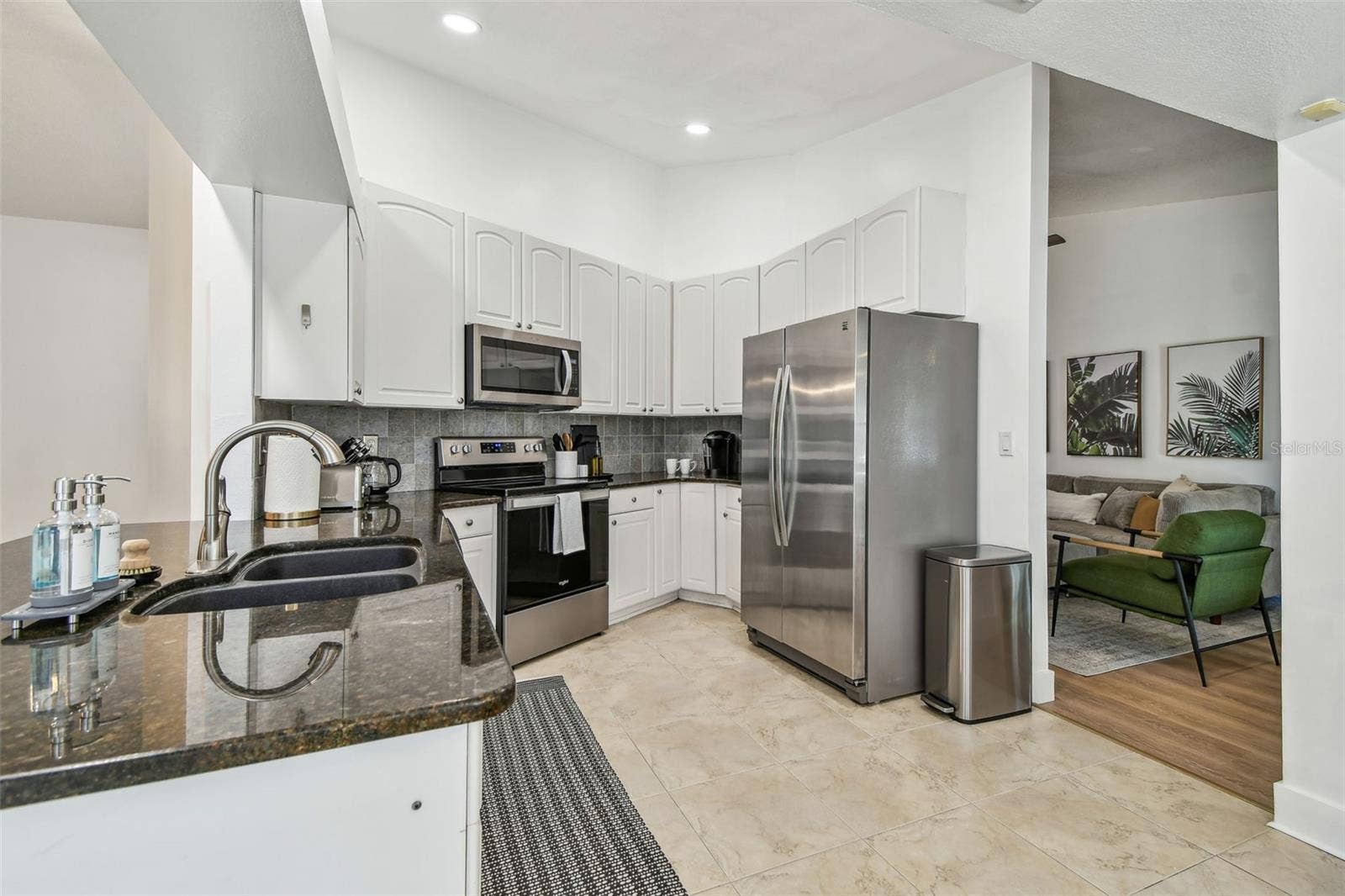 380 FERNSHIRE COURT, Palm Harbor, FL 34683 380 FERNSHIRE COURT, Palm Harbor, FL 34683