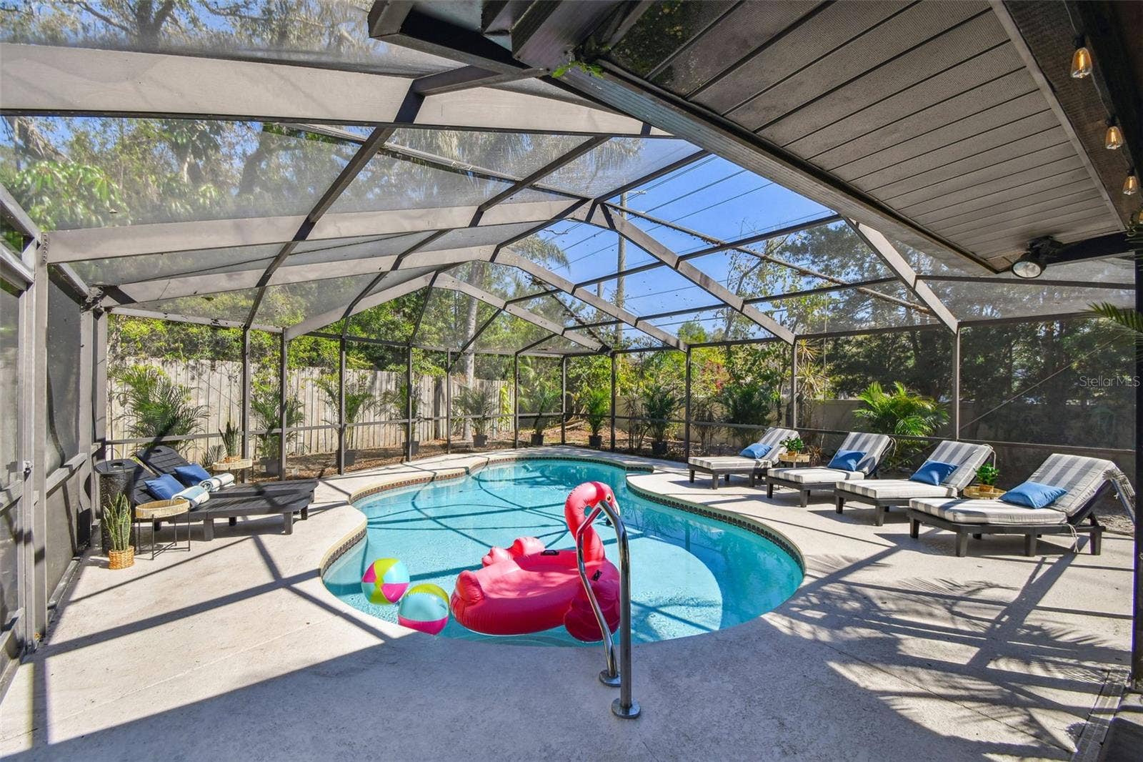 380 FERNSHIRE COURT, Palm Harbor, FL 34683 380 FERNSHIRE COURT, Palm Harbor, FL 34683