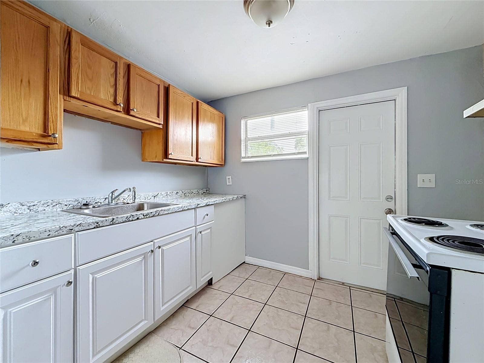 2135 OAKLEY AVENUE S, St Petersburg, FL 33712