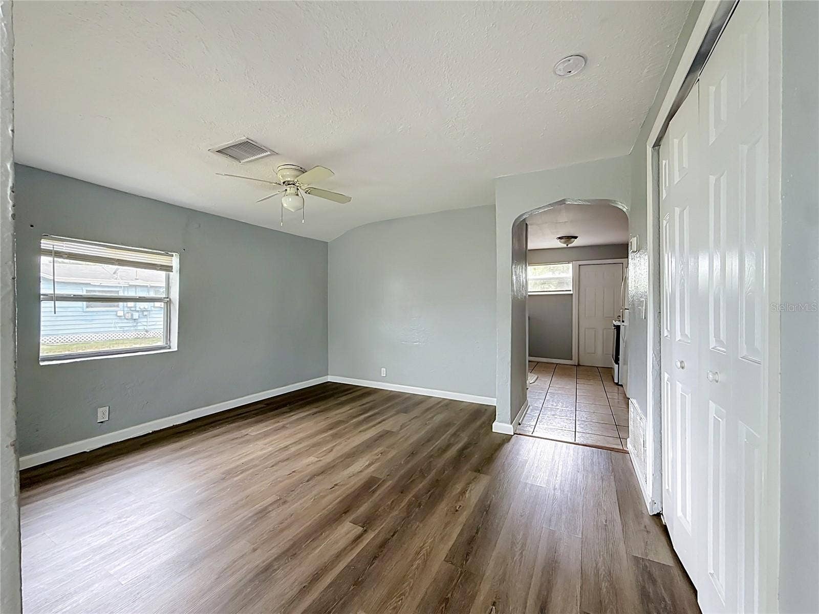 2135 OAKLEY AVENUE S, St Petersburg, FL 33712