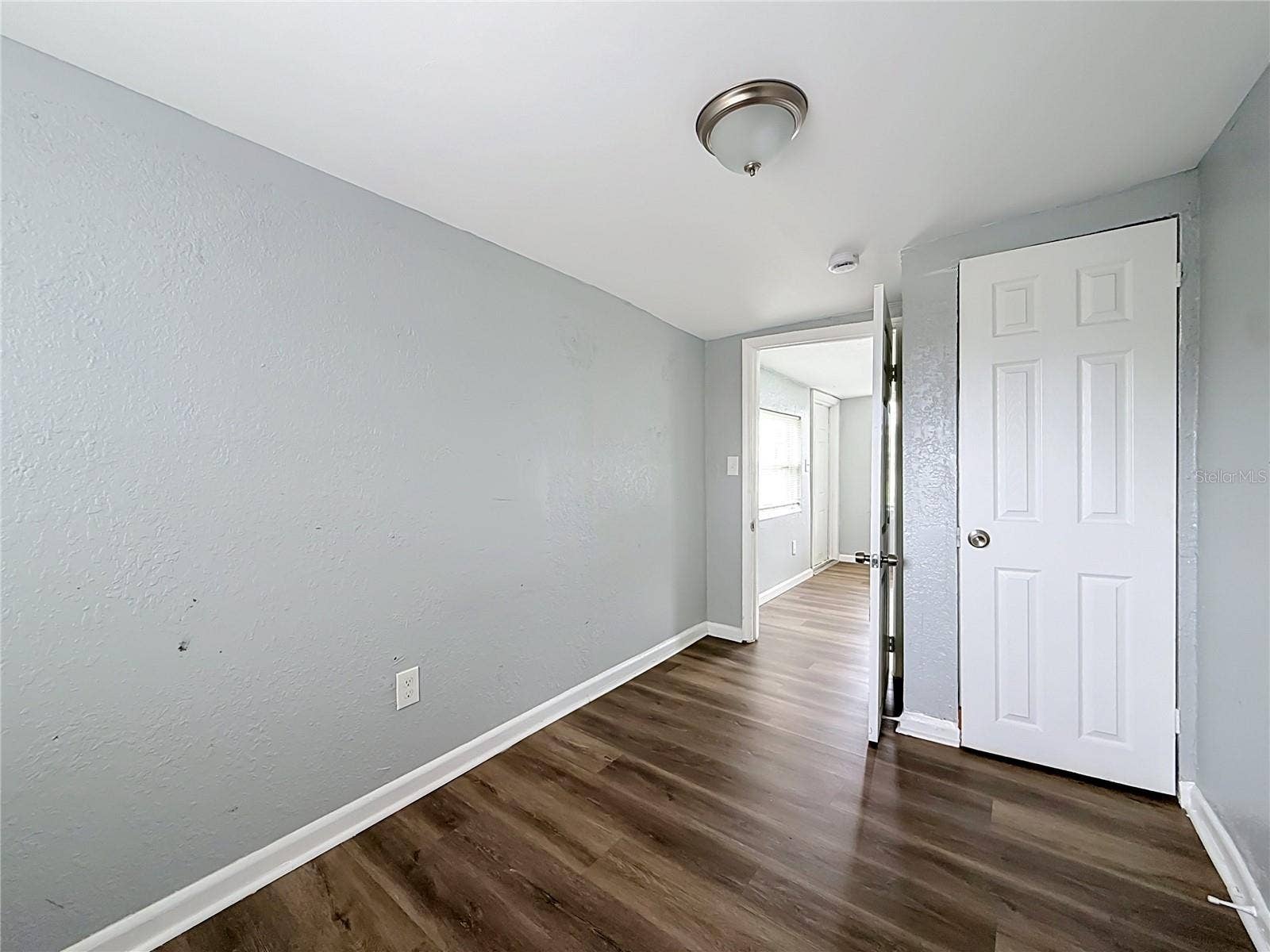 2135 OAKLEY AVENUE S, St Petersburg, FL 33712