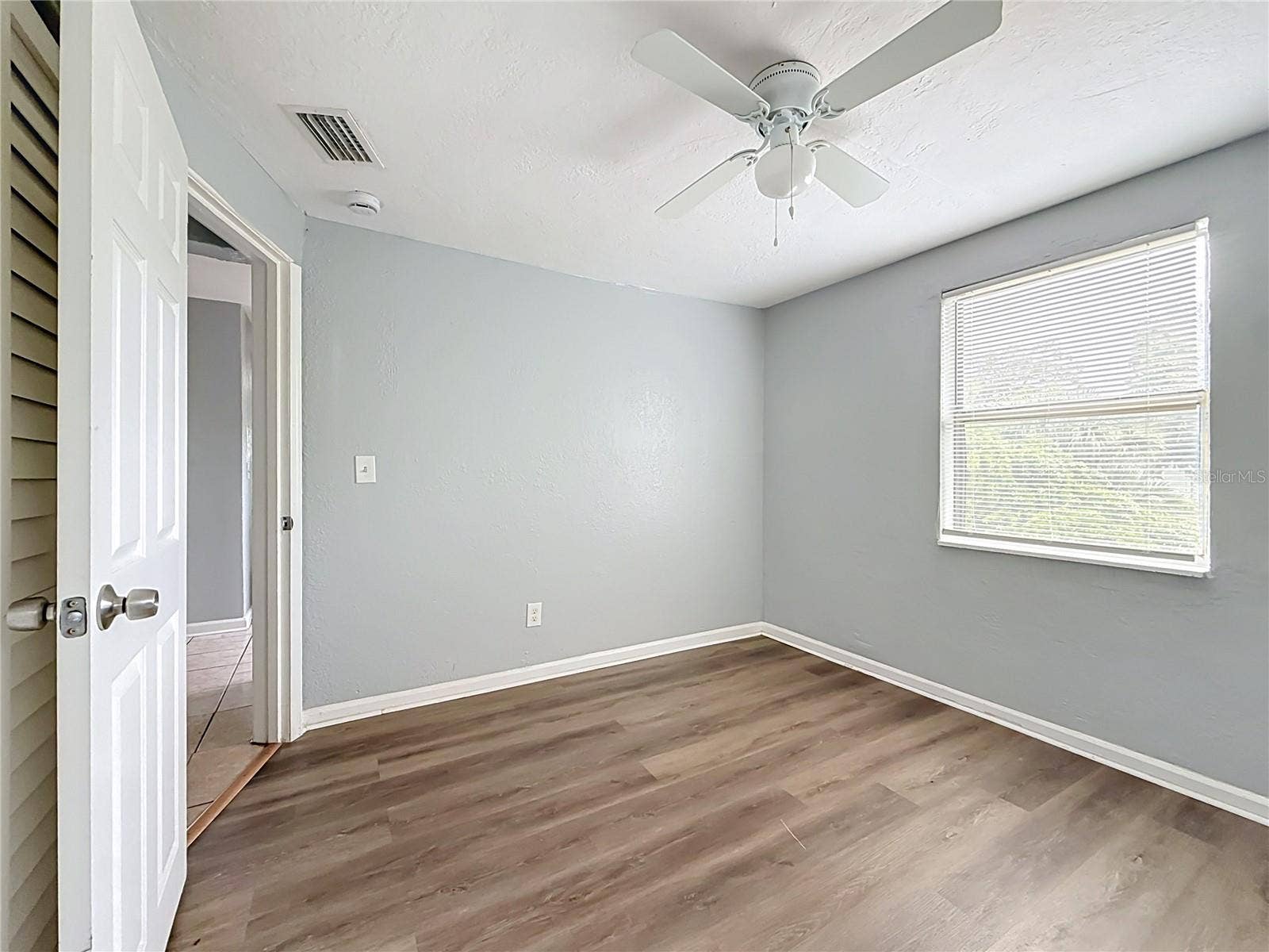 2135 OAKLEY AVENUE S, St Petersburg, FL 33712