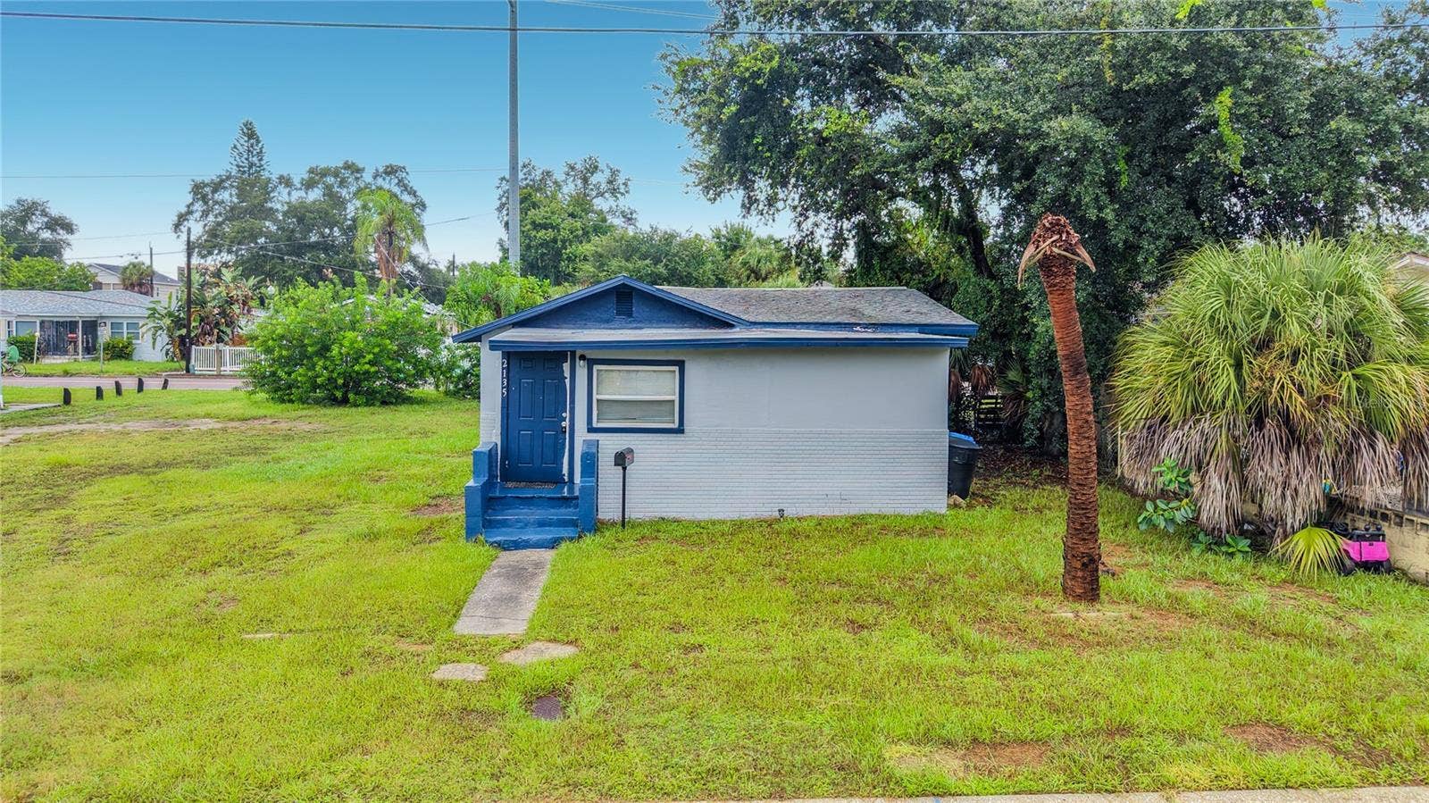 2135 OAKLEY AVENUE S, St Petersburg, FL 33712