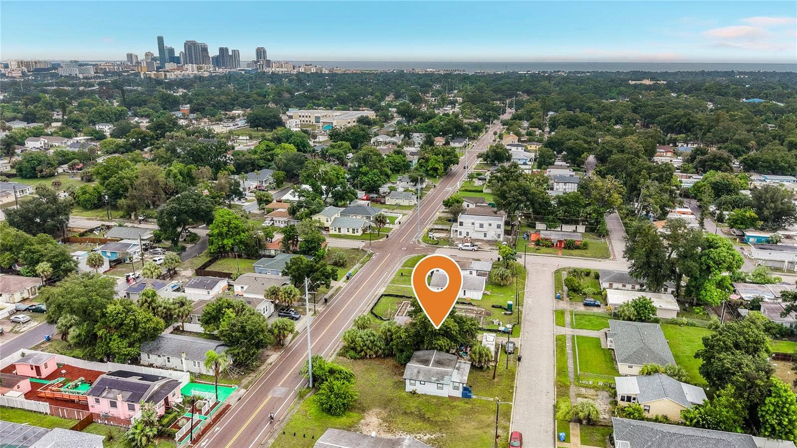 2135 OAKLEY AVENUE S, St Petersburg, FL 33712