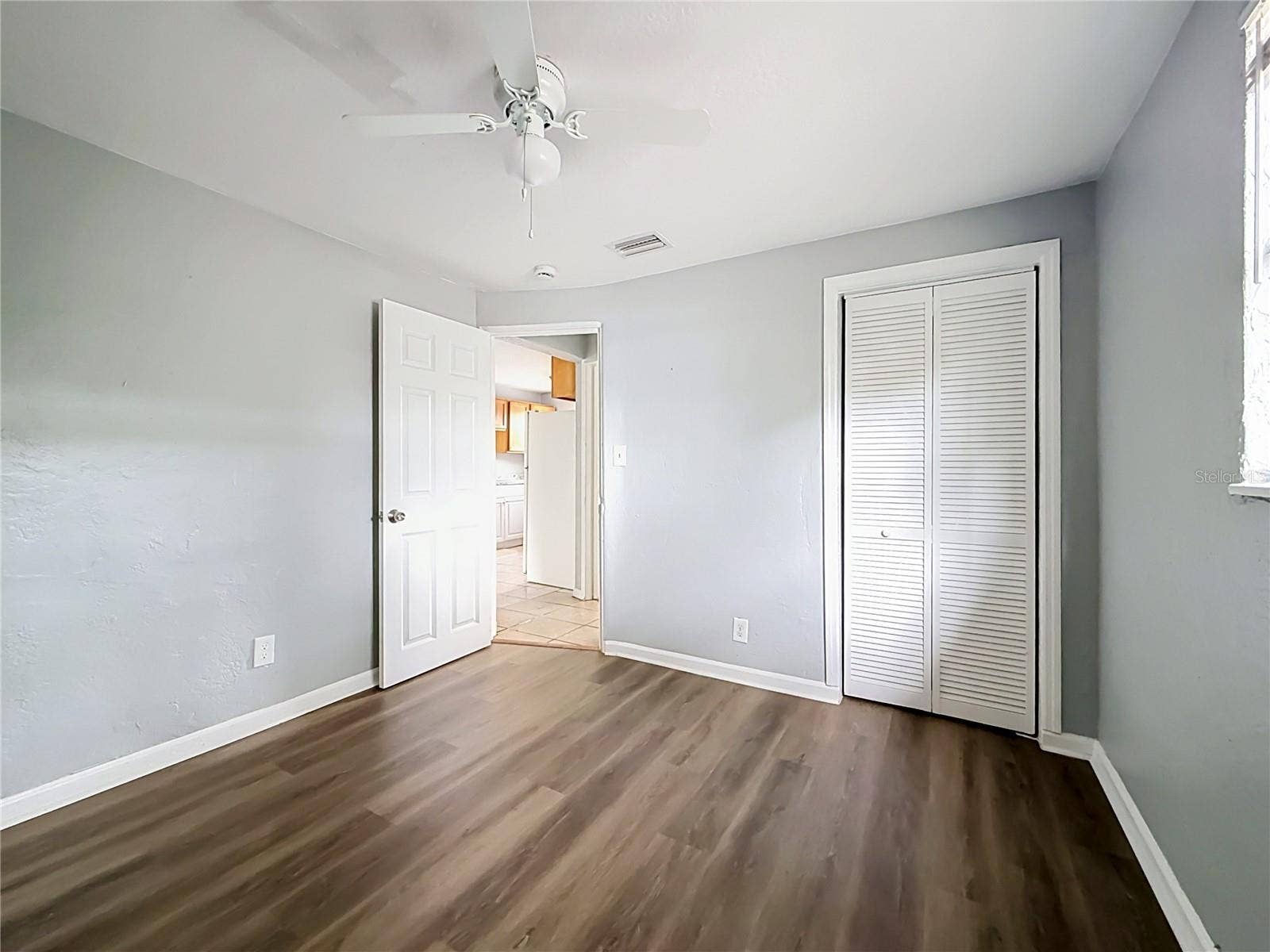 2135 OAKLEY AVENUE S, St Petersburg, FL 33712