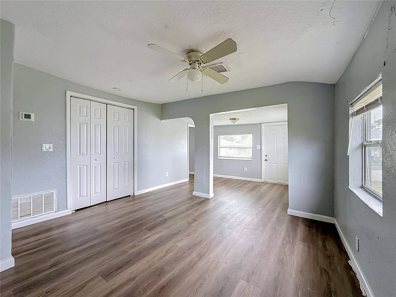 2135 OAKLEY AVENUE S, St Petersburg, FL 33712