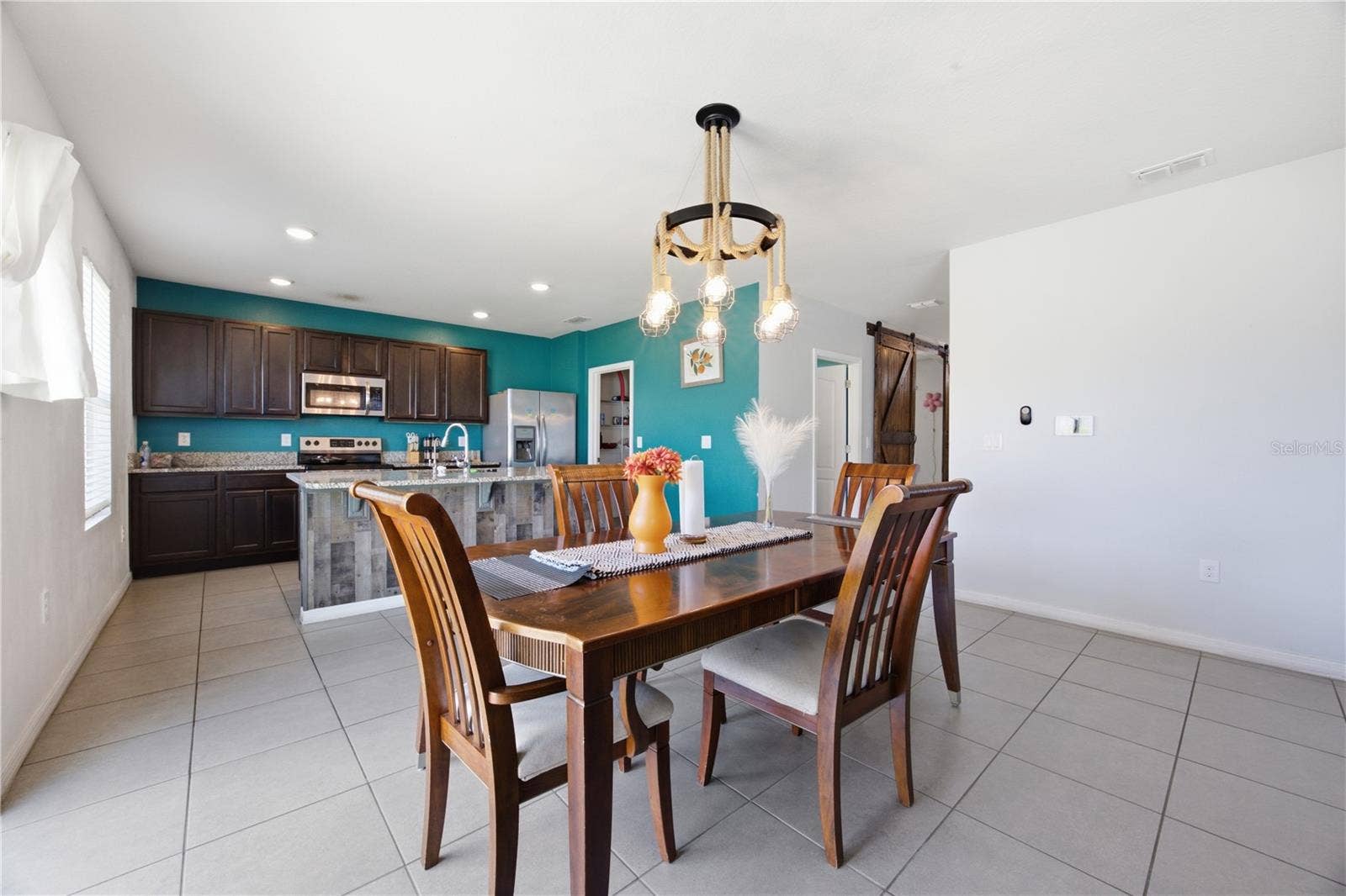 233 LUDISIA LOOP, Davenport, FL 33837 233 LUDISIA LOOP, Davenport, FL 33837