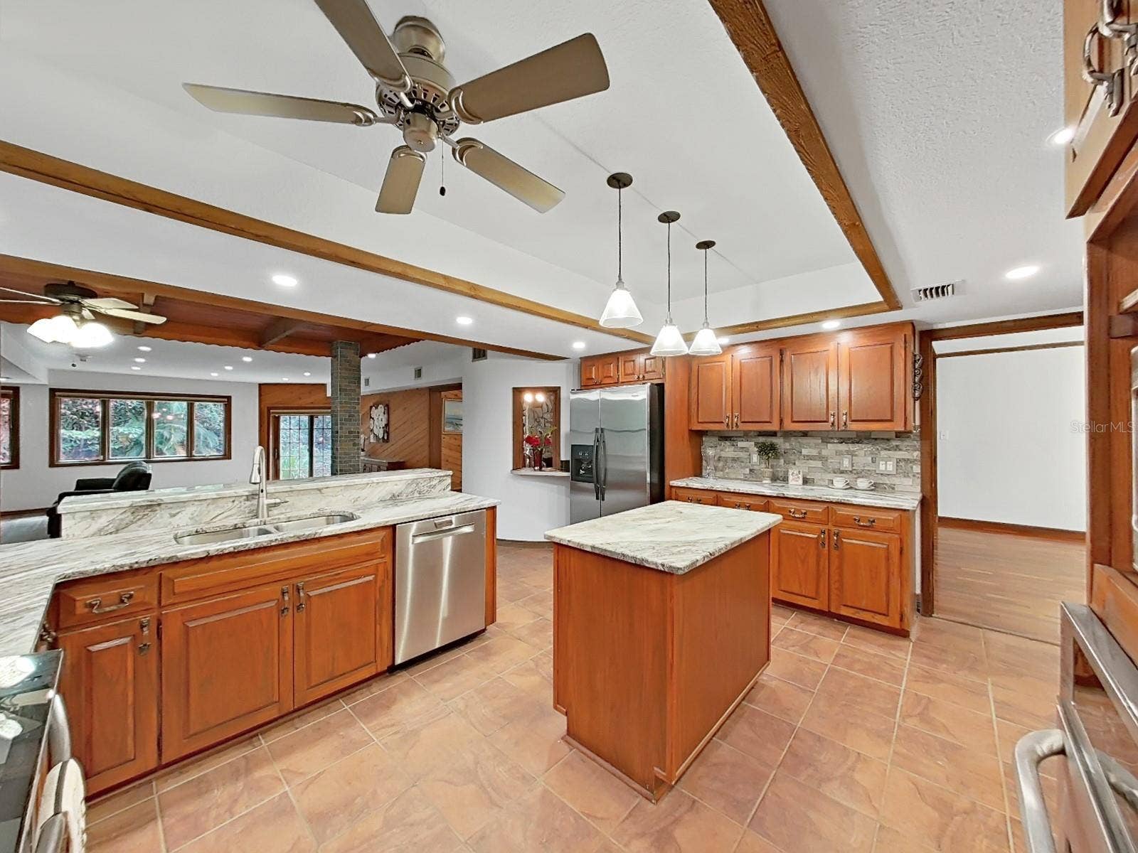 3055 OAK CREEK DRIVE N, Clearwater, FL 33761 3055 OAK CREEK DRIVE N, Clearwater, FL 33761