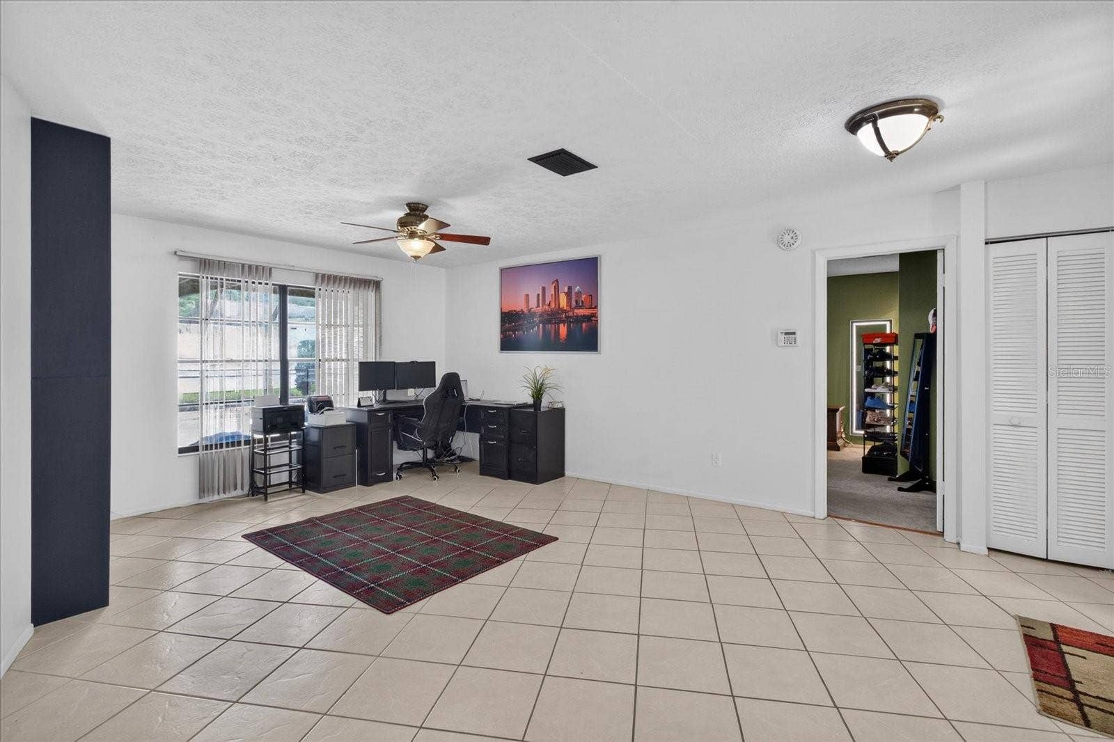 4206 GRAINARY AVENUE, Tampa, FL 33624 4206 GRAINARY AVENUE, Tampa, FL 33624