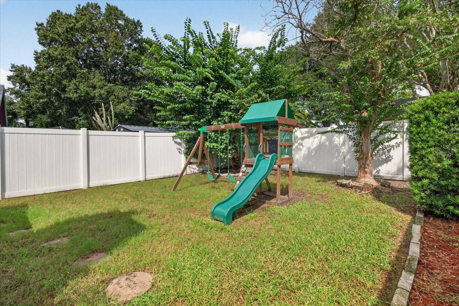 4206 GRAINARY AVENUE, Tampa, FL 33624 4206 GRAINARY AVENUE, Tampa, FL 33624