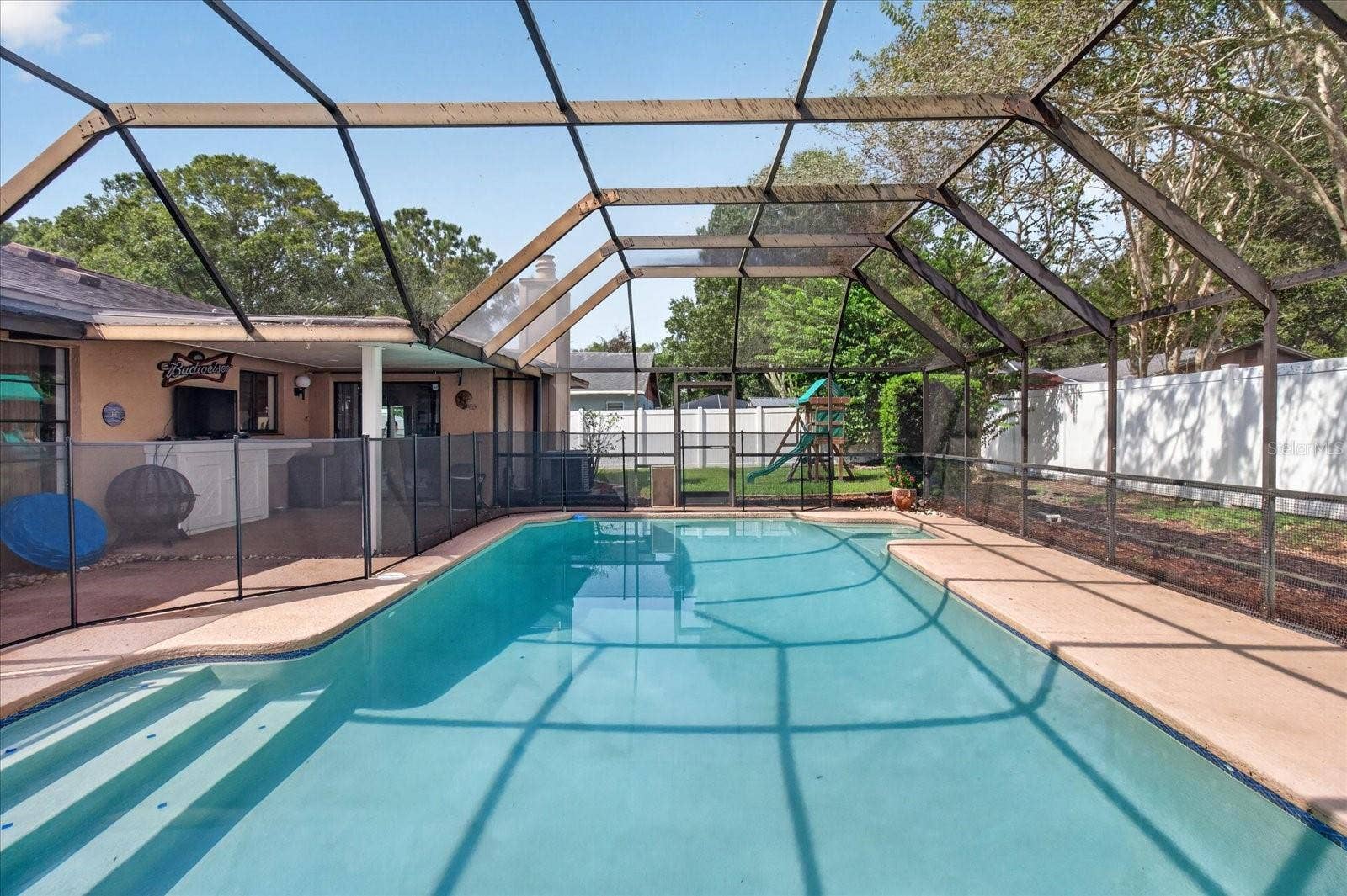 4206 GRAINARY AVENUE, Tampa, FL 33624 4206 GRAINARY AVENUE, Tampa, FL 33624