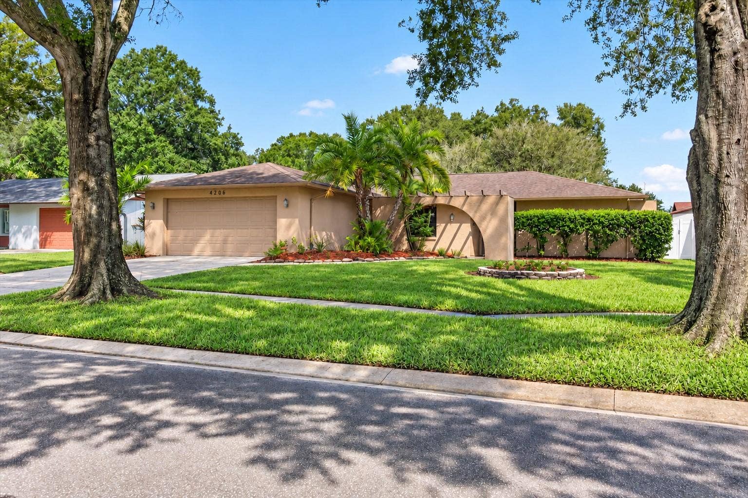 4206 GRAINARY AVENUE, Tampa, FL 33624 4206 GRAINARY AVENUE, Tampa, FL 33624
