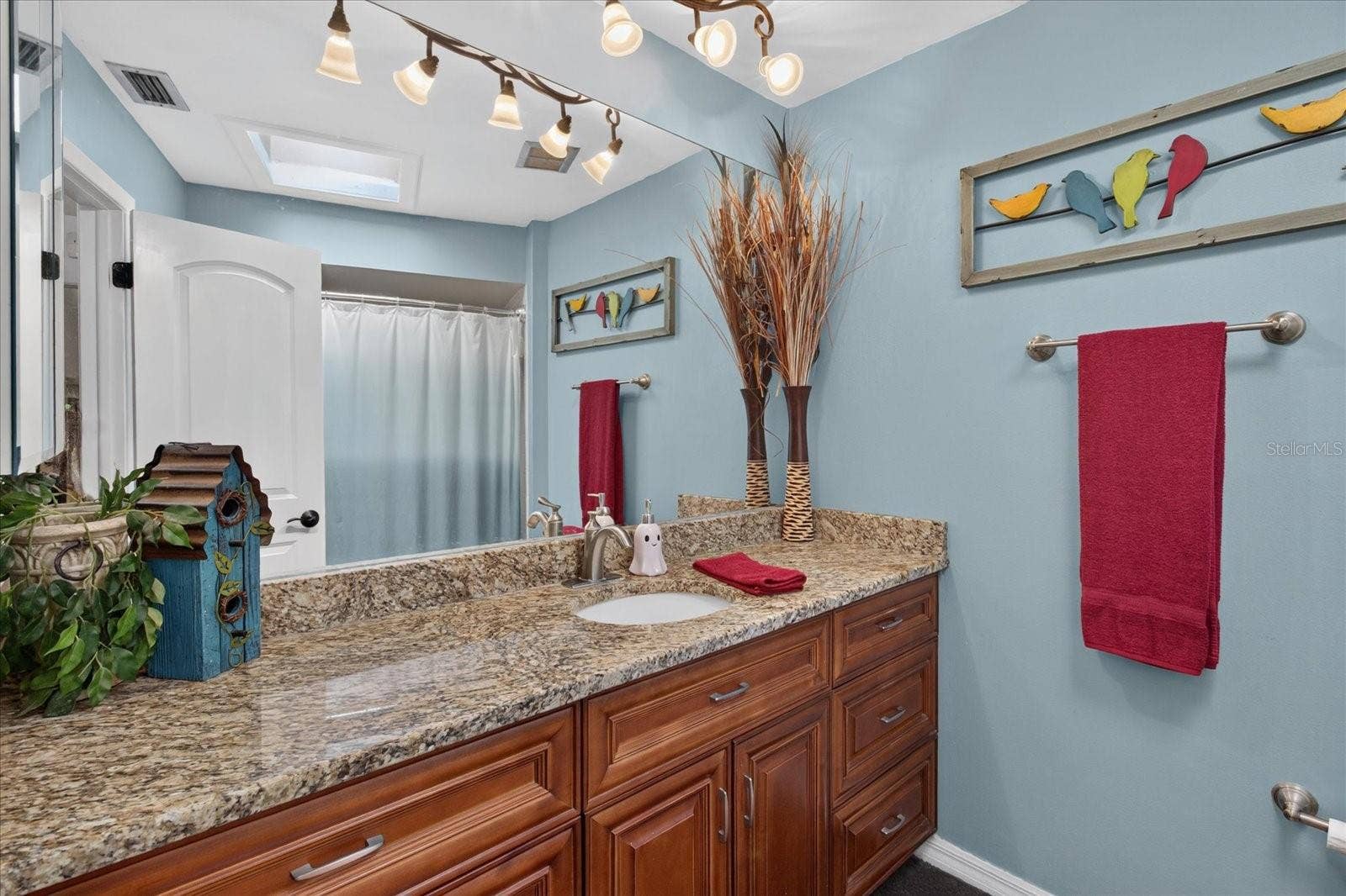 4206 GRAINARY AVENUE, Tampa, FL 33624 4206 GRAINARY AVENUE, Tampa, FL 33624