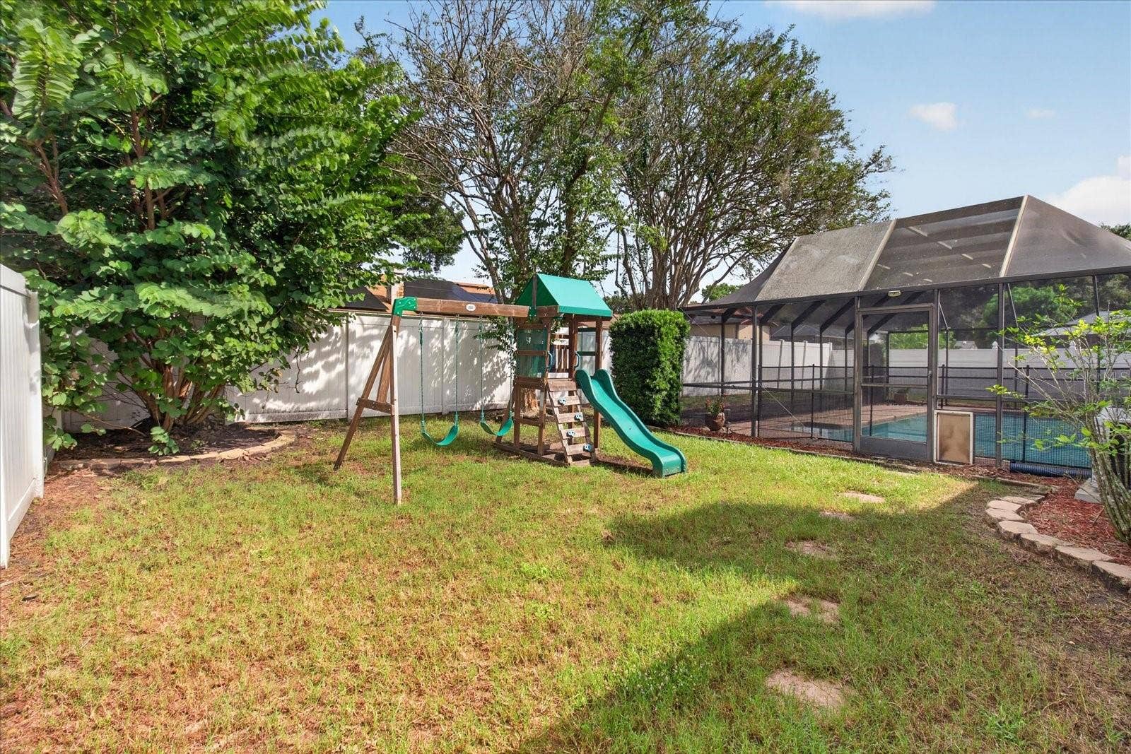 4206 GRAINARY AVENUE, Tampa, FL 33624 4206 GRAINARY AVENUE, Tampa, FL 33624