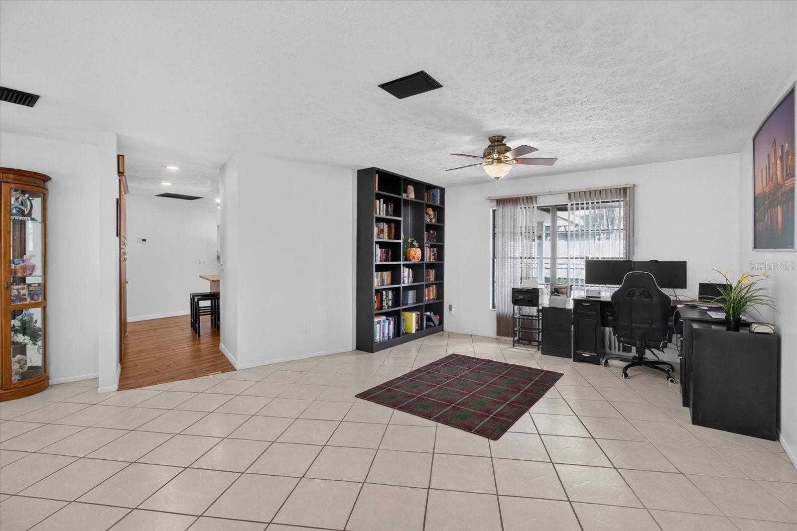 4206 GRAINARY AVENUE, Tampa, FL 33624 4206 GRAINARY AVENUE, Tampa, FL 33624