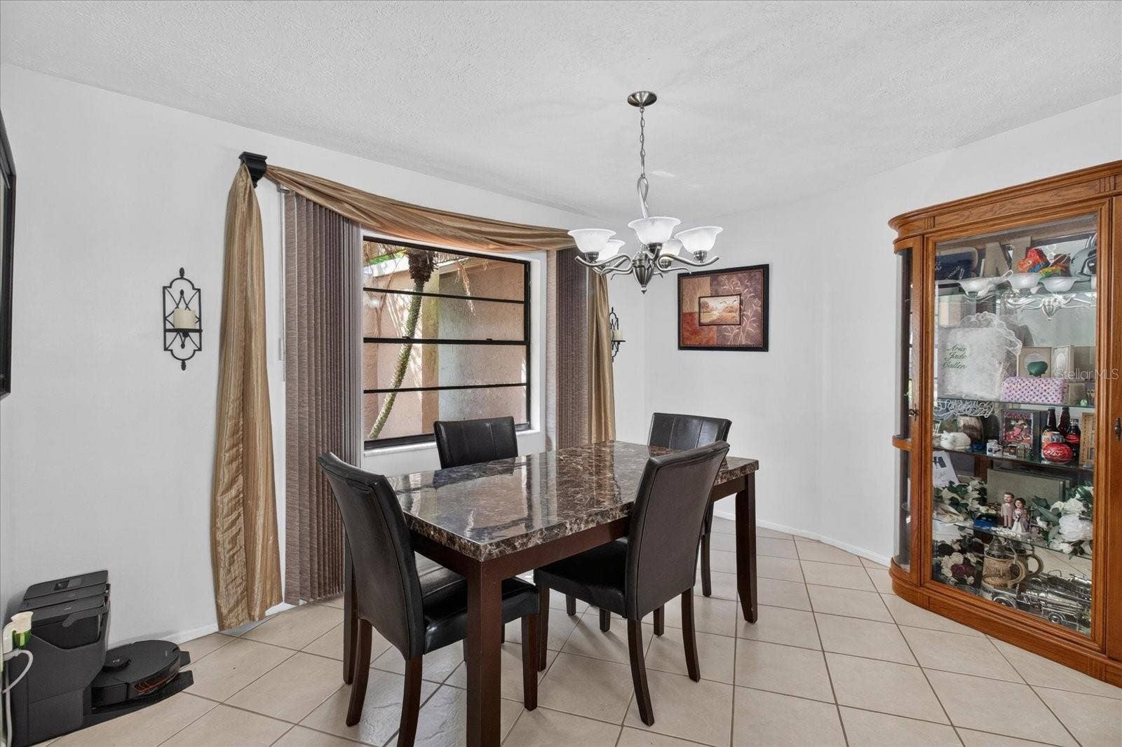 4206 GRAINARY AVENUE, Tampa, FL 33624 4206 GRAINARY AVENUE, Tampa, FL 33624
