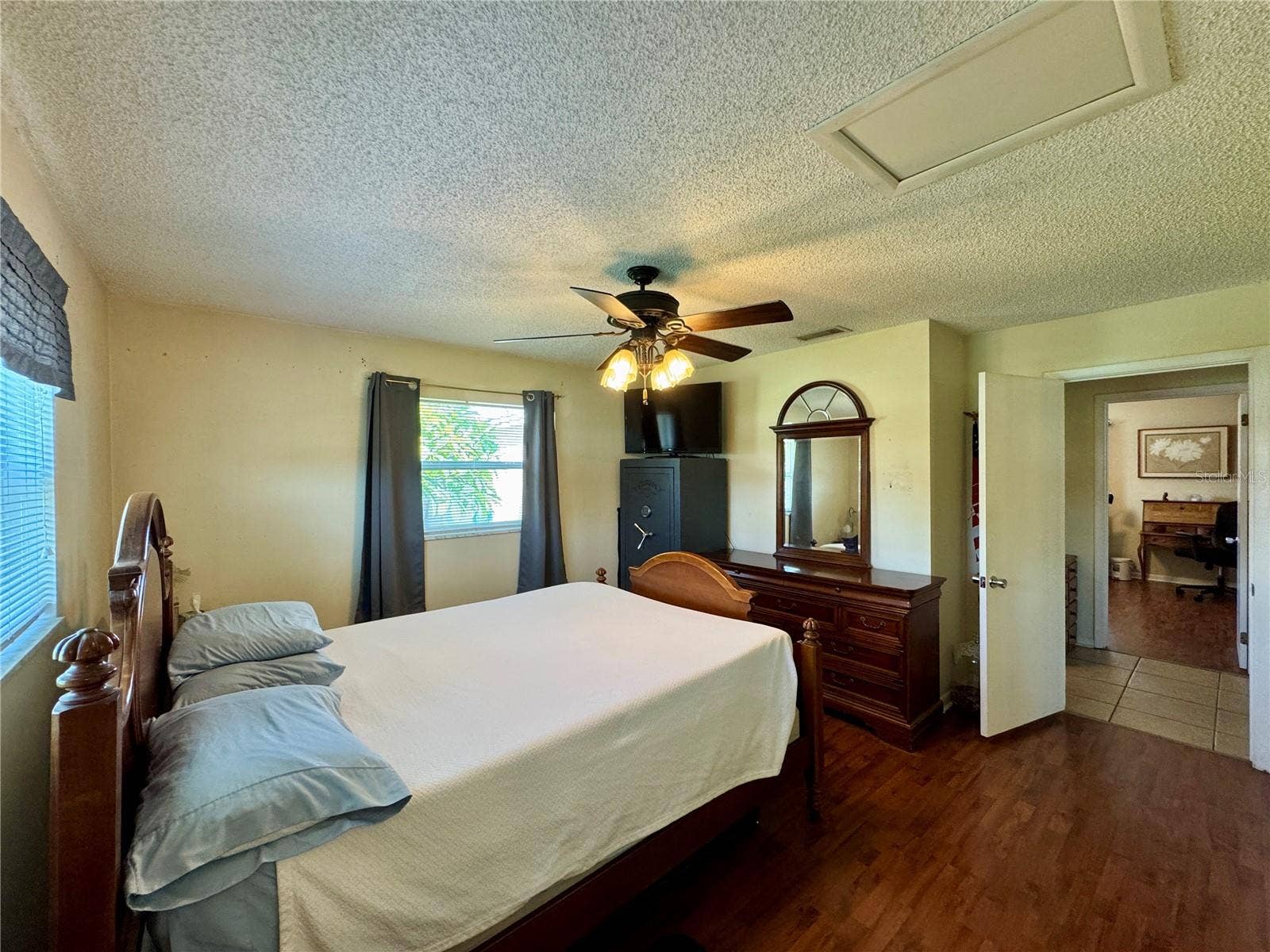 11424 80TH AVENUE, Seminole, FL 33772